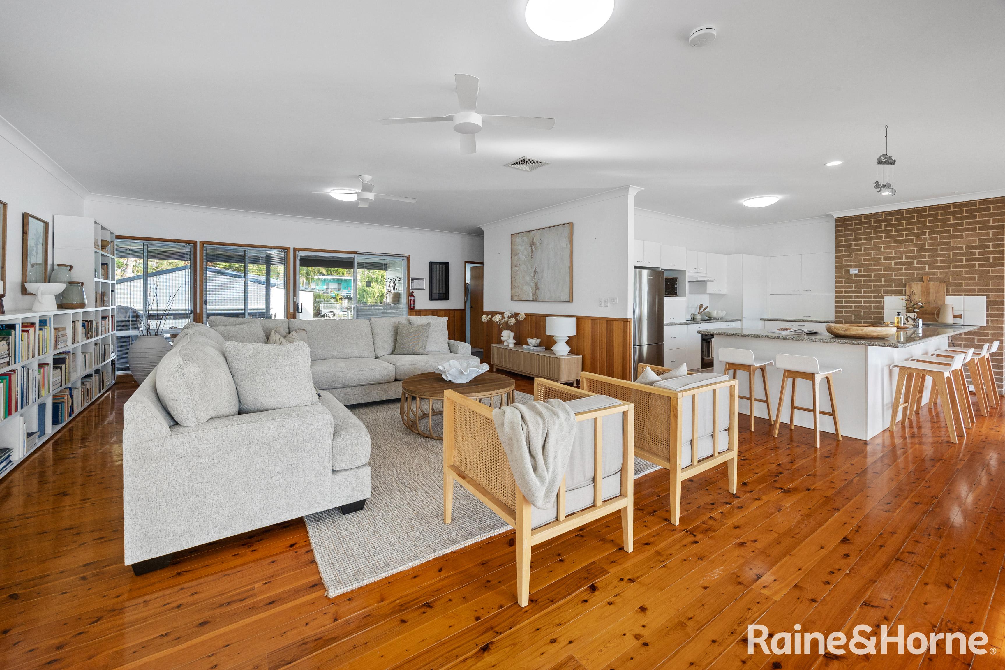 53 CARROLL AVENUE, Lake Conjola NSW 2539 - Image 3