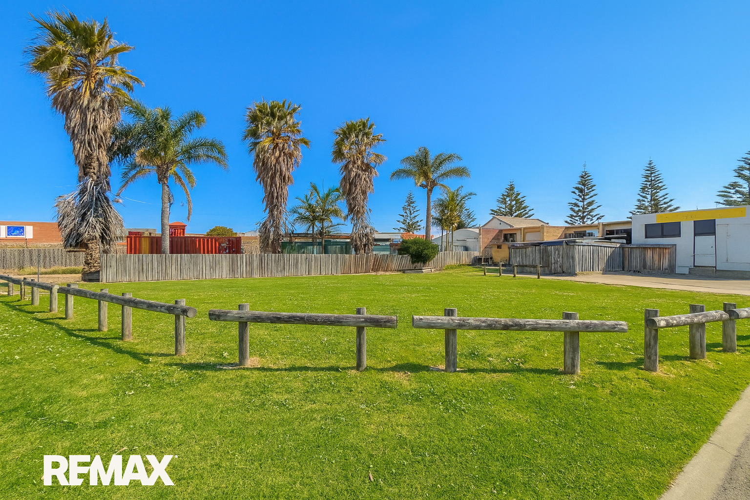 6 Mechanics Street, Lakes Entrance, Vic, 3909 - Image 3