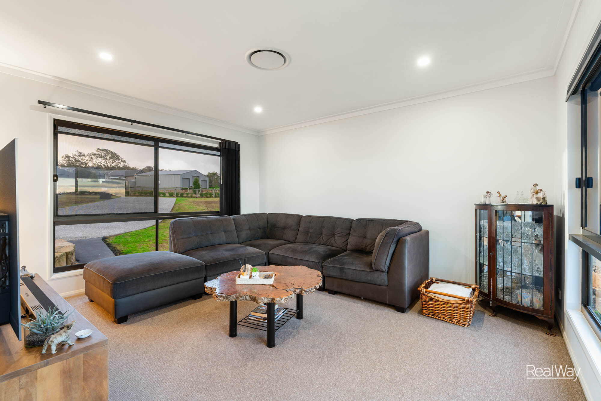 4-bedroom house at 8 SUMMIT DRIVE, Mount Rascal QLD 4350, Toowoomba, Queensland