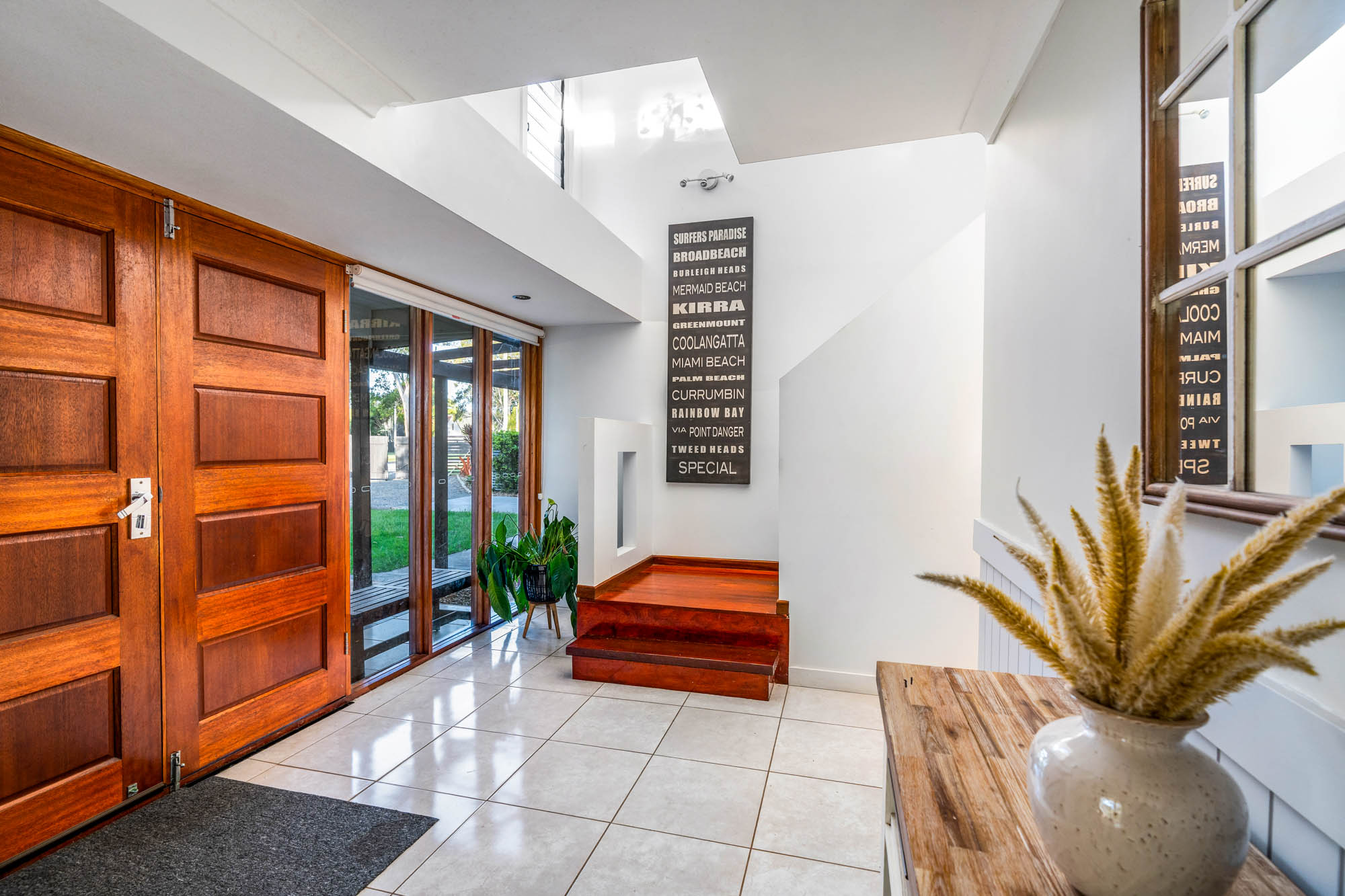 4 HOGAN COURT, Russell Island QLD 4184 - Image 4