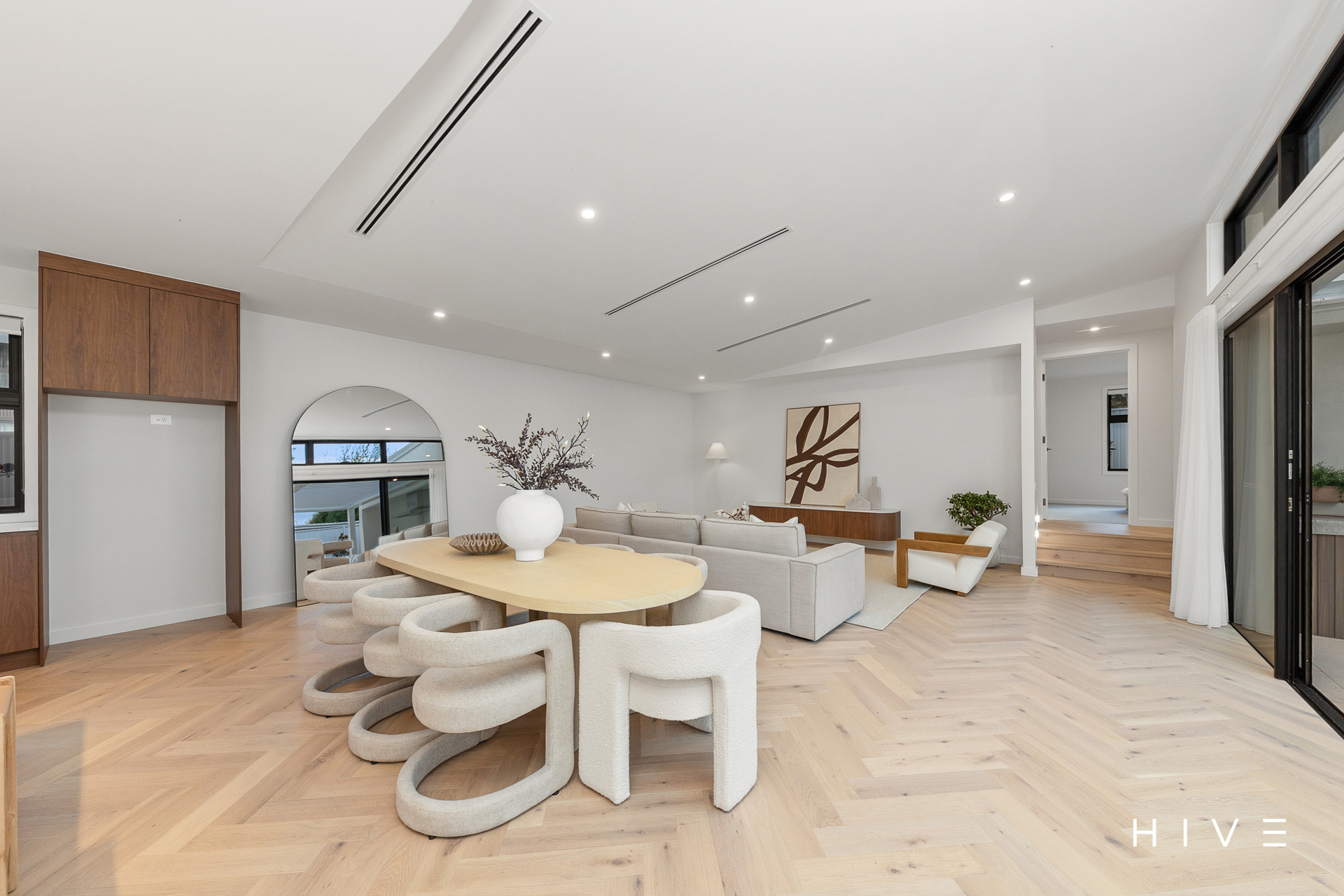 4-bedroom house at 33 Macalister Crescent, Curtin, ACT 2605, Unincorporated Act, Australian Capital Territory