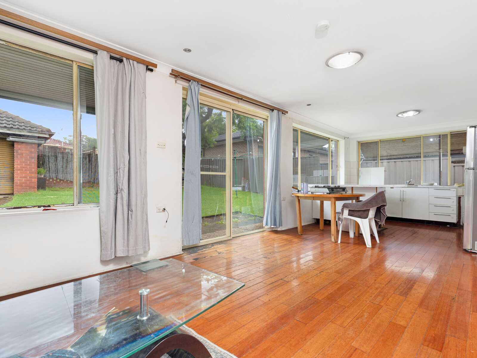 16 MANDOON ROAD, Girraween NSW 2145 - Image 2