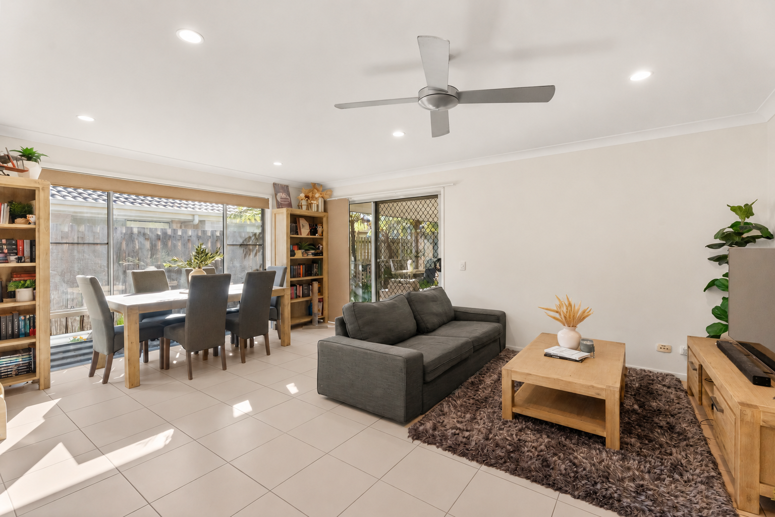 16 BLAXLAND ROAD, Urraween QLD 4655 - Image 5