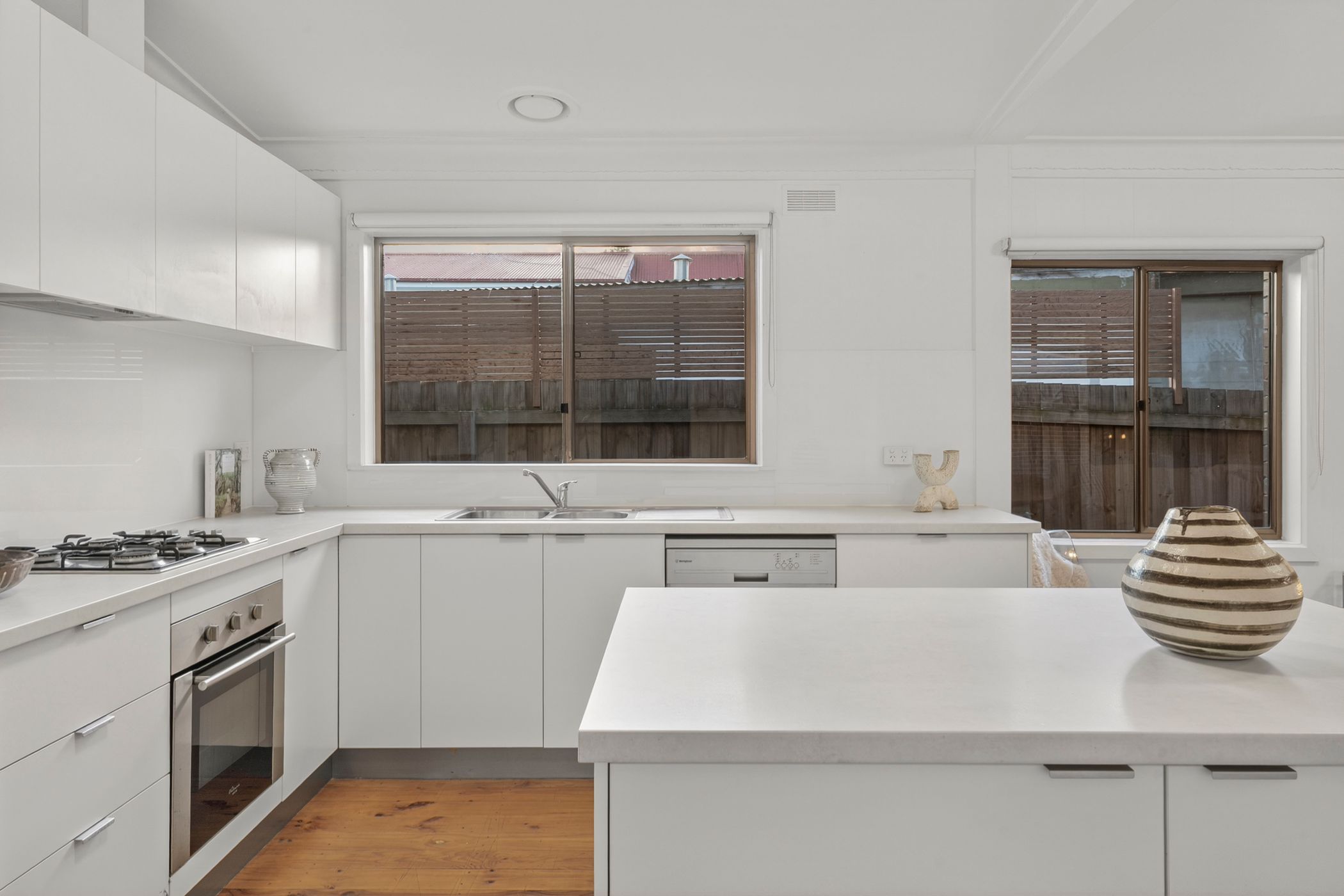 38 LAKE AVENUE, Ocean Grove VIC 3226 - Image 4