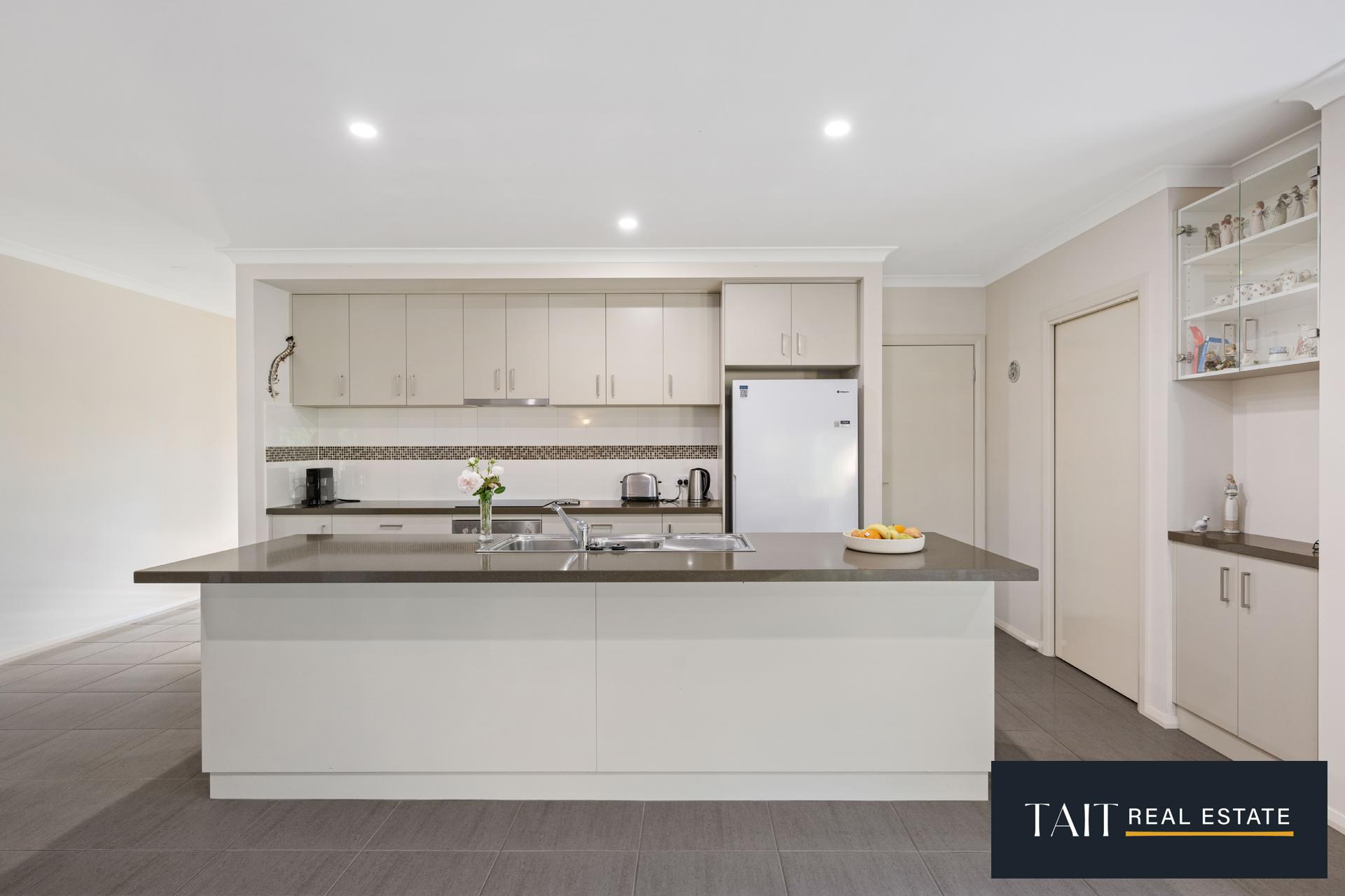 41 Pin Oak Drive, Wangaratta, VIC 3677 - Image 6