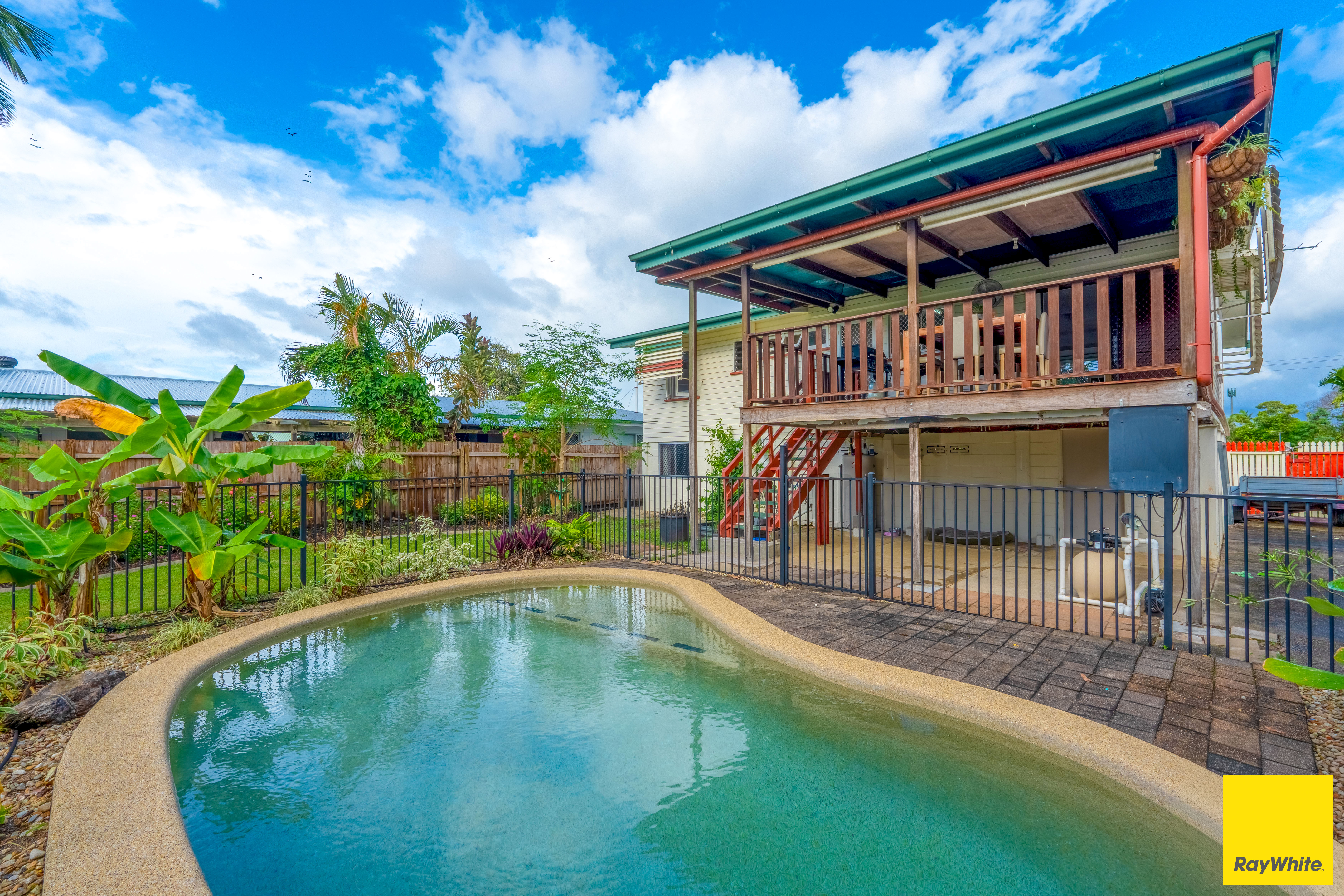 7 HUNT STREET, Manunda QLD 4870 - Image 1