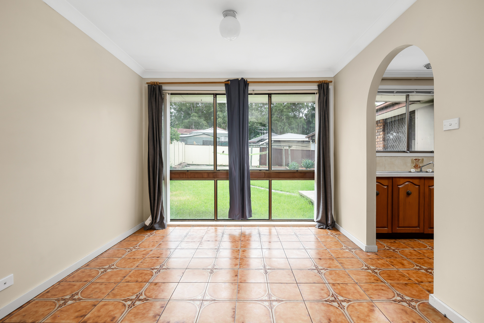 2 Ainsworth Crescent, Wetherill Park, NSW 2164 - Image 8