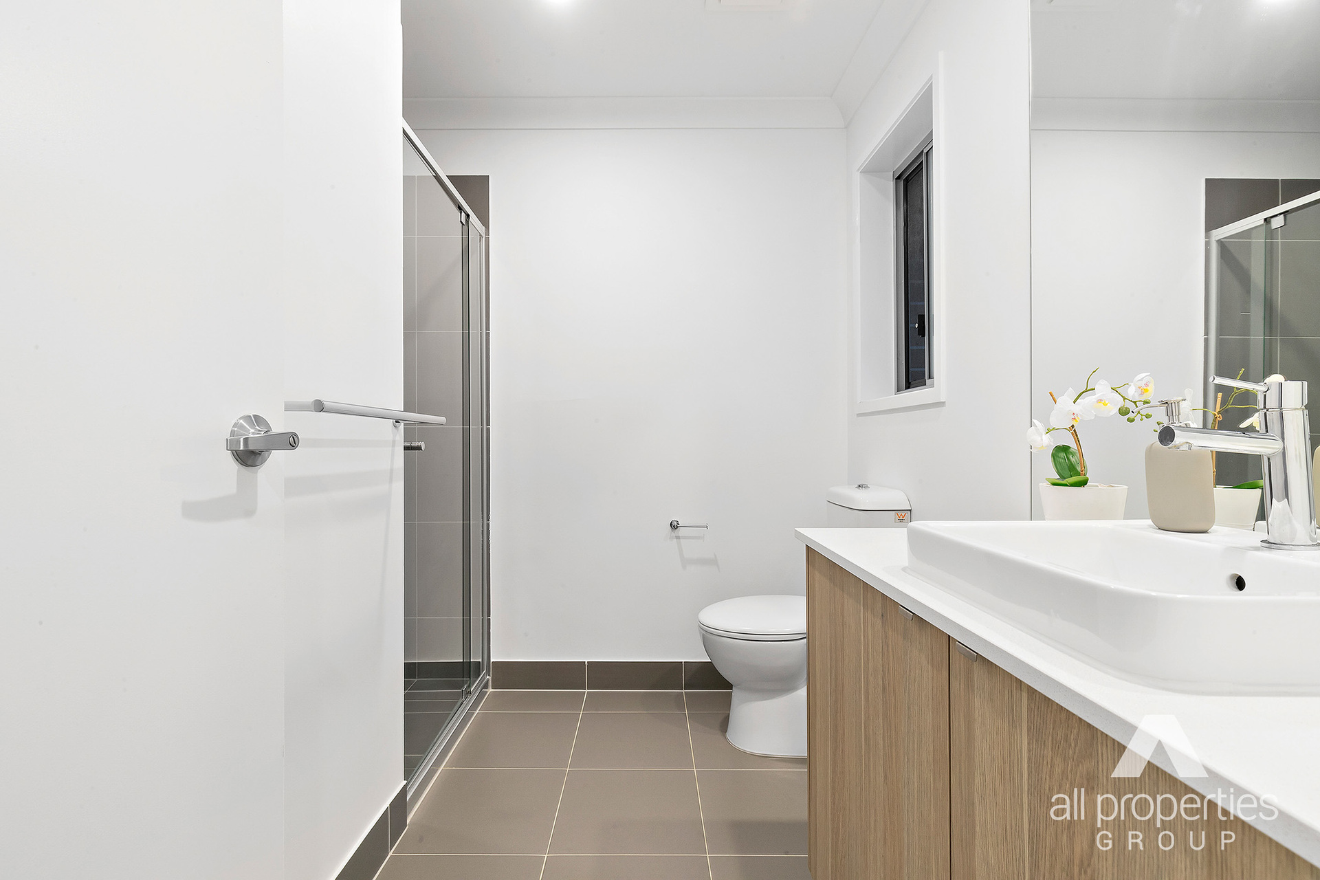 92 Chambers Ridge Boulevard, Park Ridge, QLD 4125 - Image 9