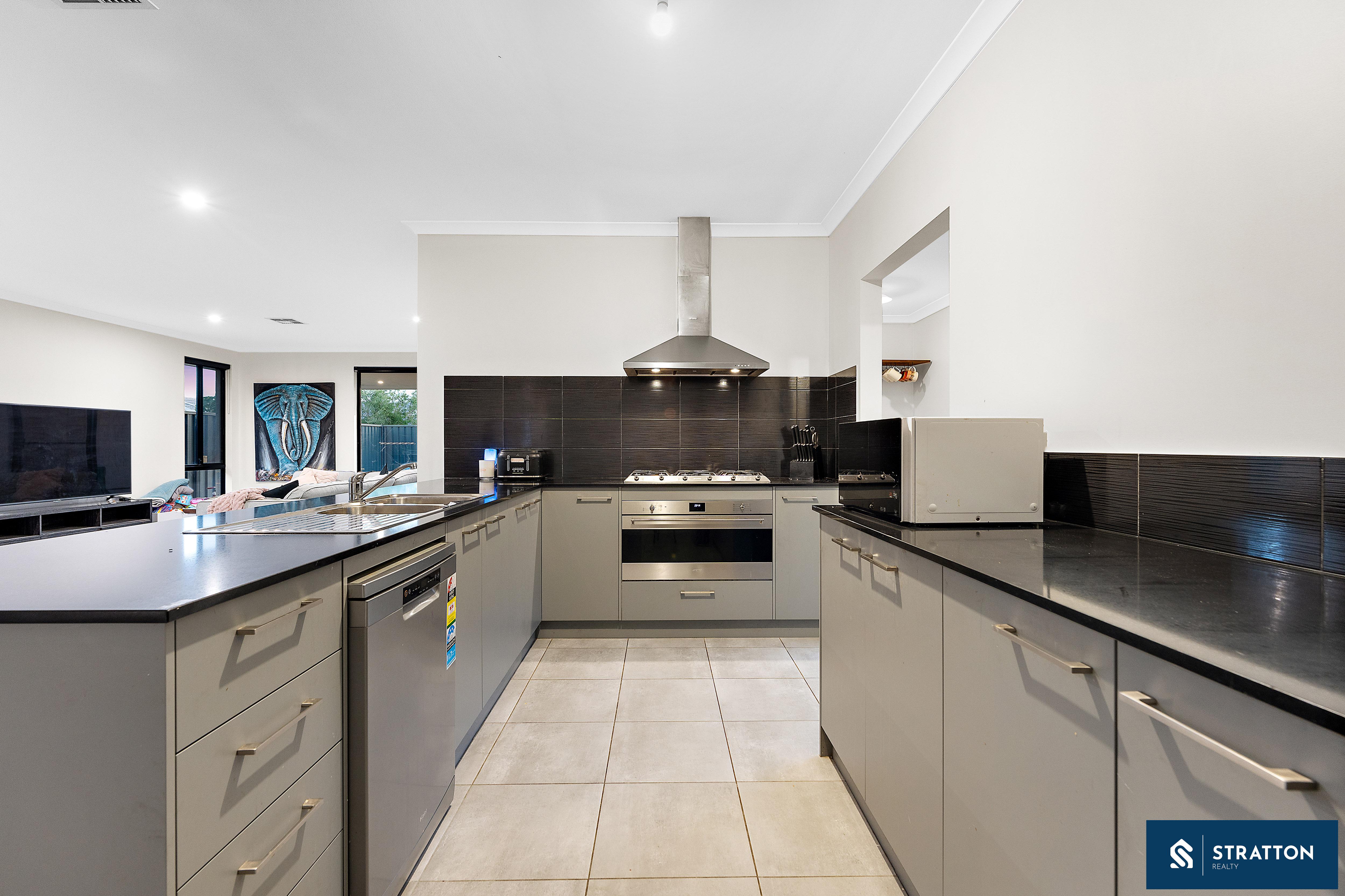 4-bedroom house at 17 Macintyre View, Hilbert, WA 6112, Armadale, Western Australia