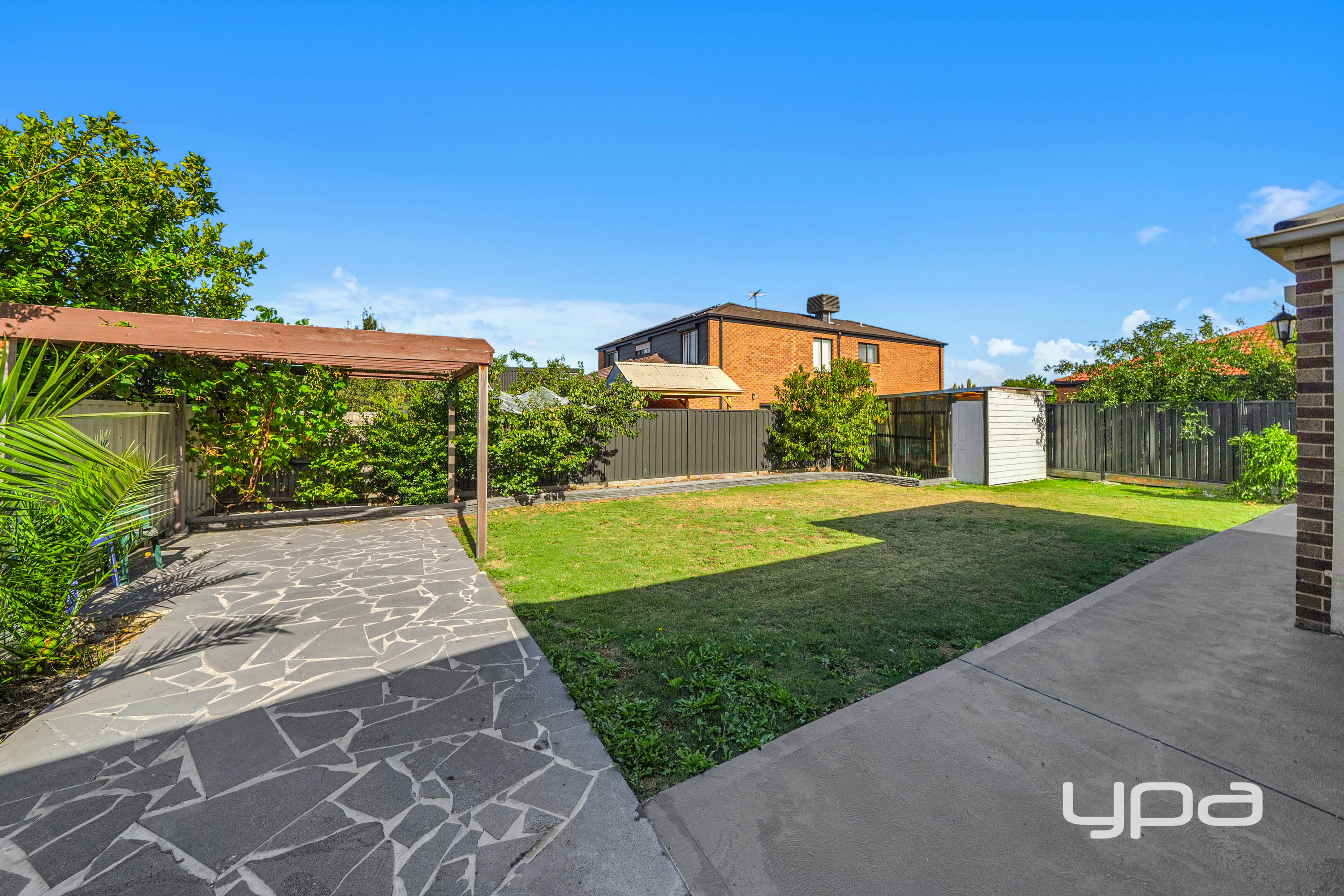 3-bedroom house at 34 LOCKWOOD DRIVE, Roxburgh Park VIC 3064, Hume, Victoria