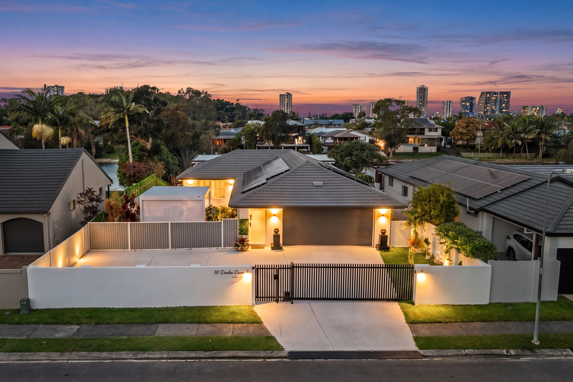 38 Dunlin Drive, Burleigh Waters, QLD 4220 - Image 1