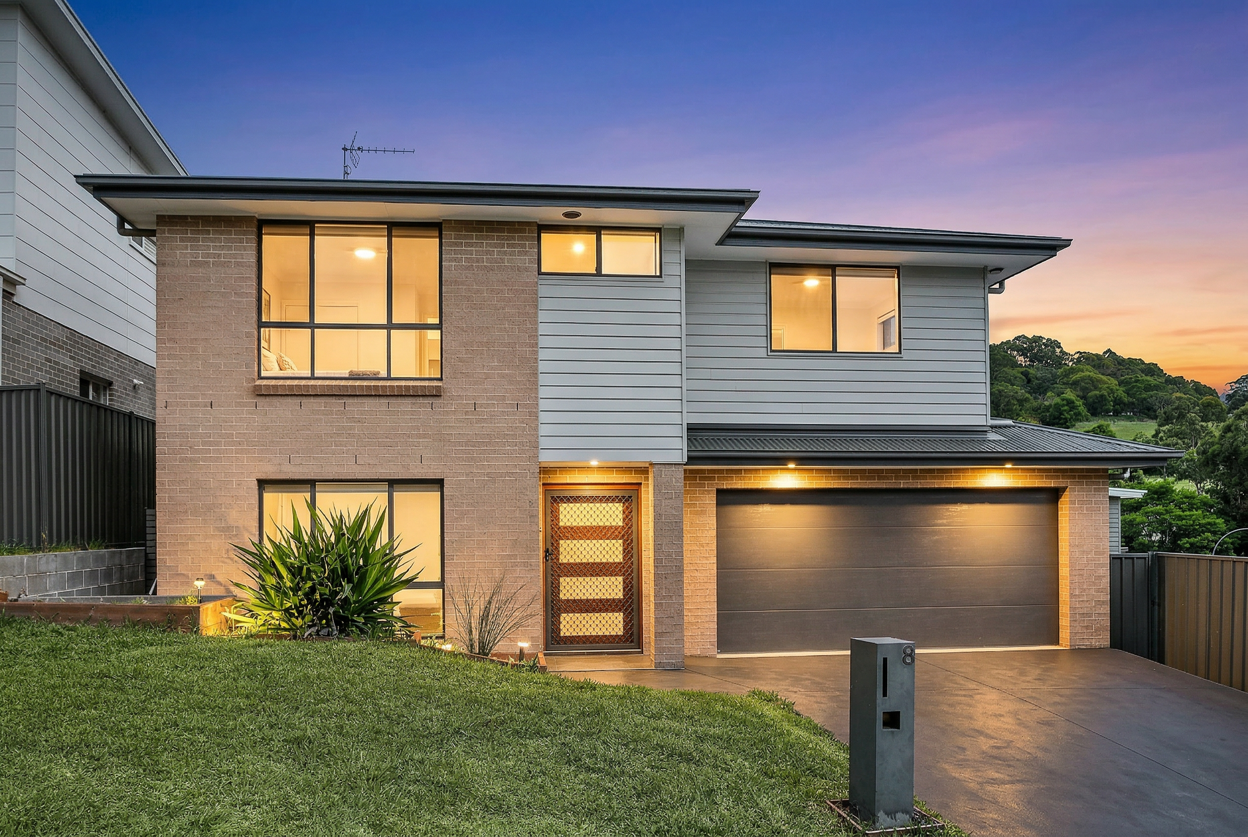 8 Headwater Place, Albion Park, NSW 2527 - Image 1