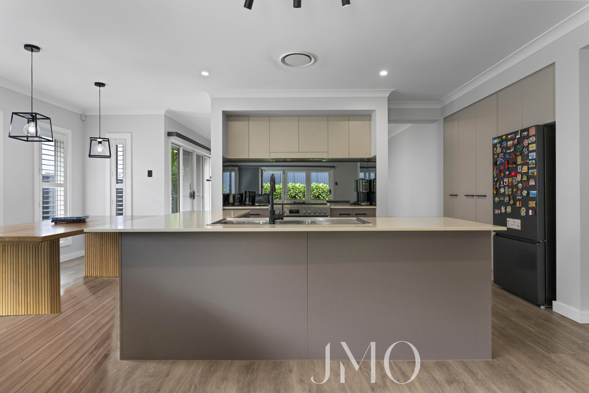 20 BLOOMFIELD COURT, Ormeau QLD 4208 - Image 2