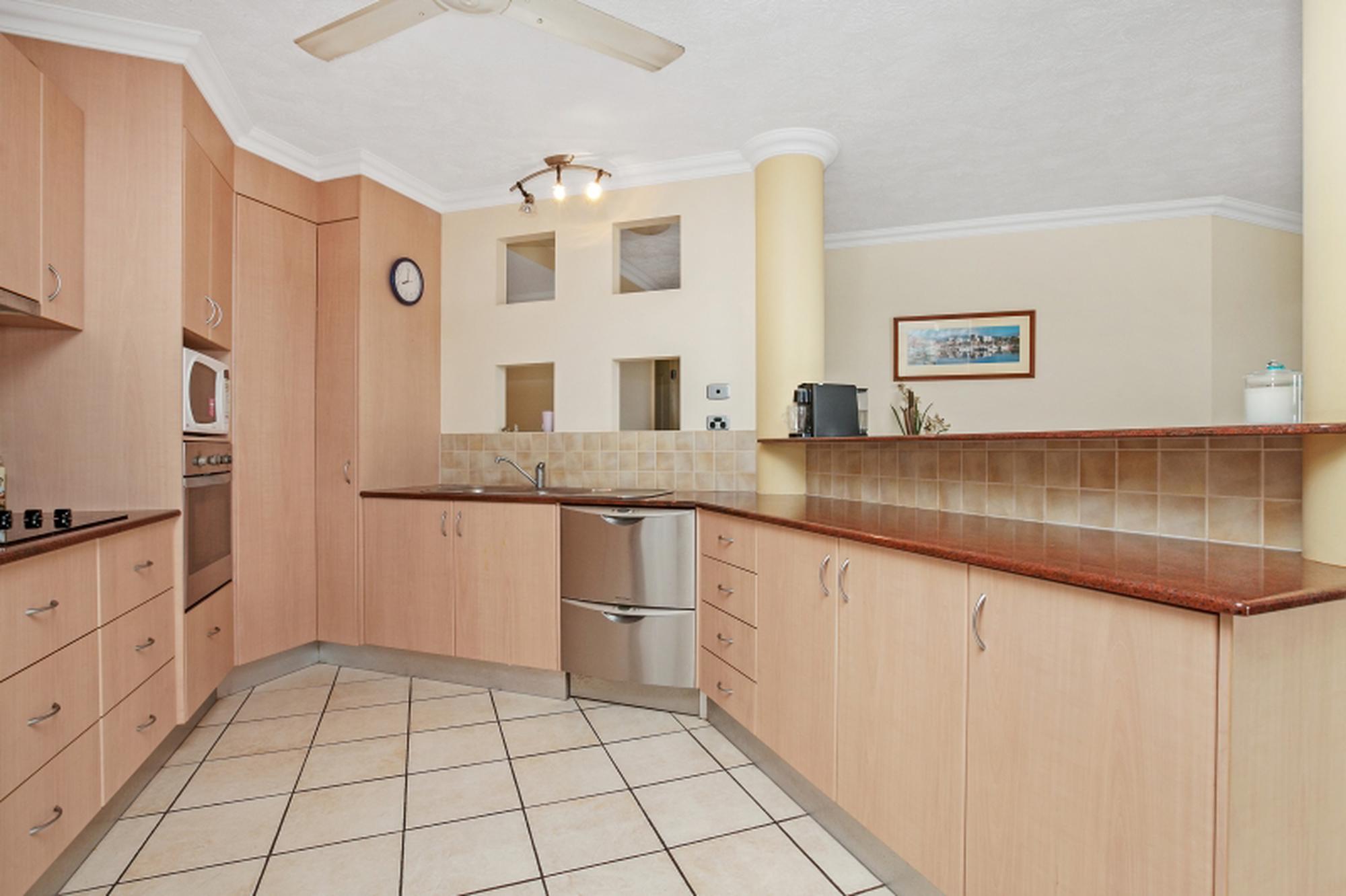 24 43 MCLACHLAN STREET, DARWIN CITY NT 0800 - Image 4