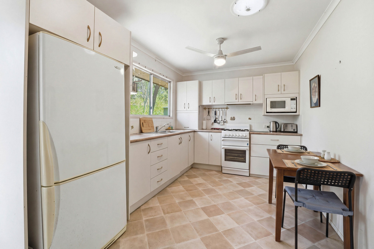 135 MISSOURI STREET, Jimboomba QLD 4280 - Image 2