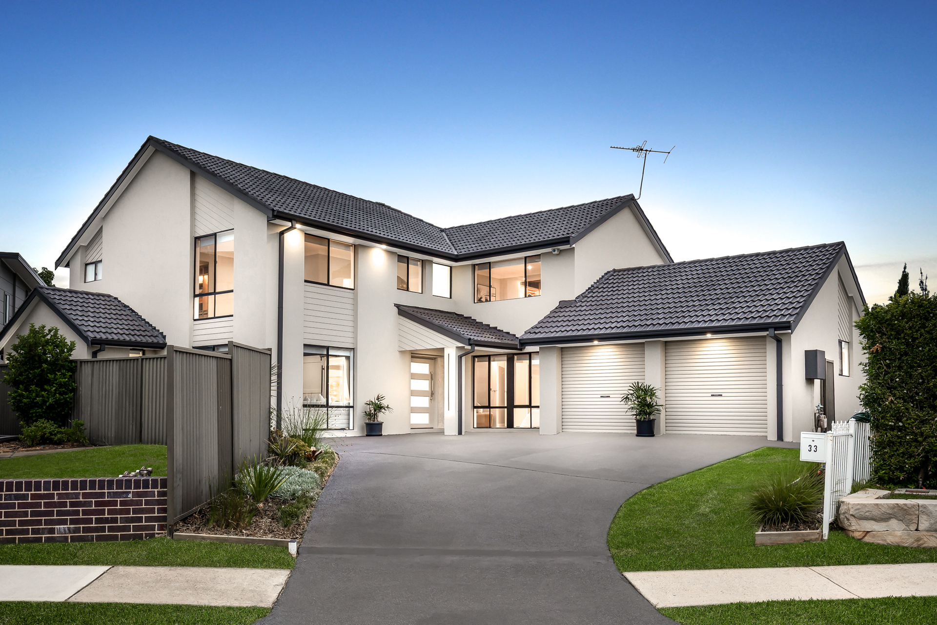 5-bedroom house at 33 Mariner Crescent, Abbotsbury, NSW 2176, Fairfield, New South Wales