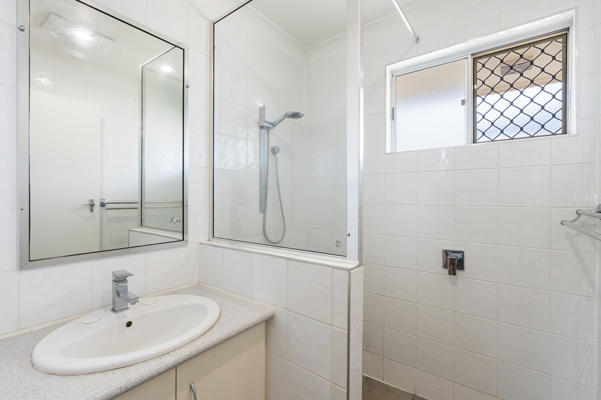 42 Noll Street, Kearneys Spring, Qld, 4350 - Image 8