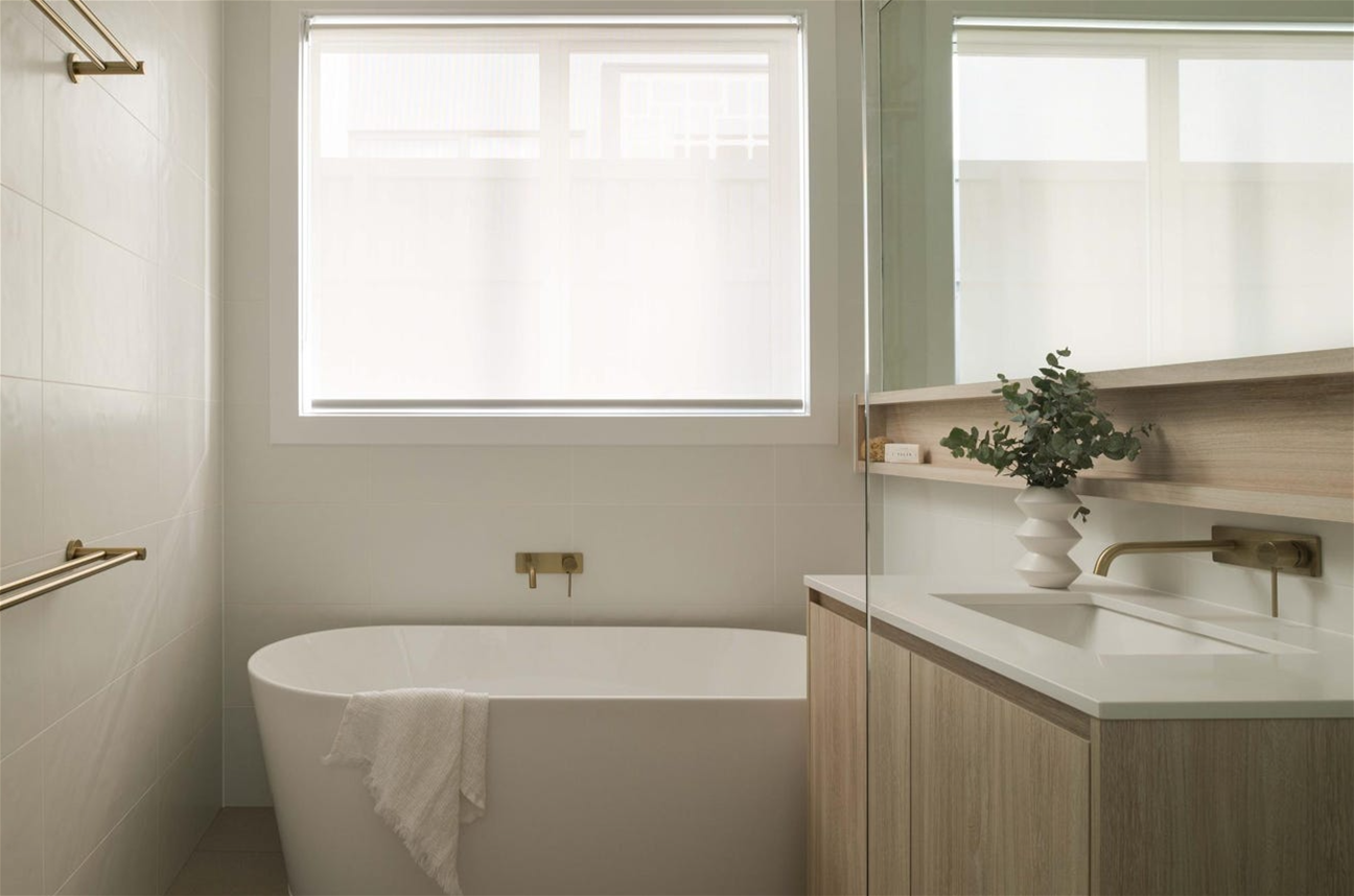 Lot 903 Heather Grove, Clyde North, Vic, 3978 - Image 2