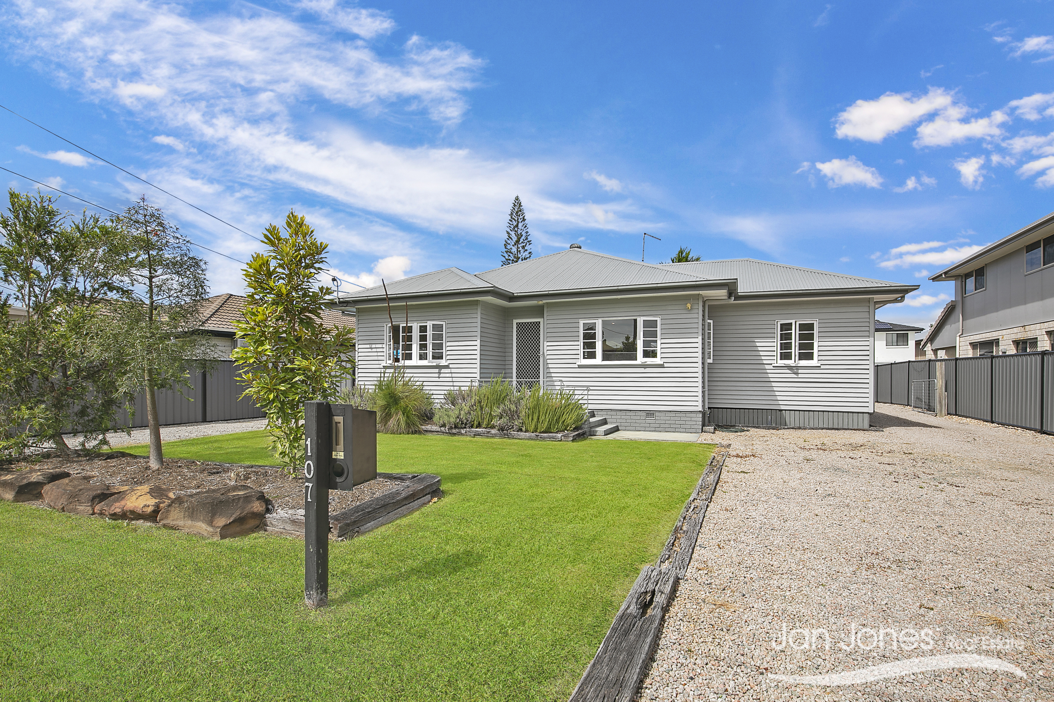 107 EVERSLEIGH ROAD, Scarborough QLD 4020 - Image 1
