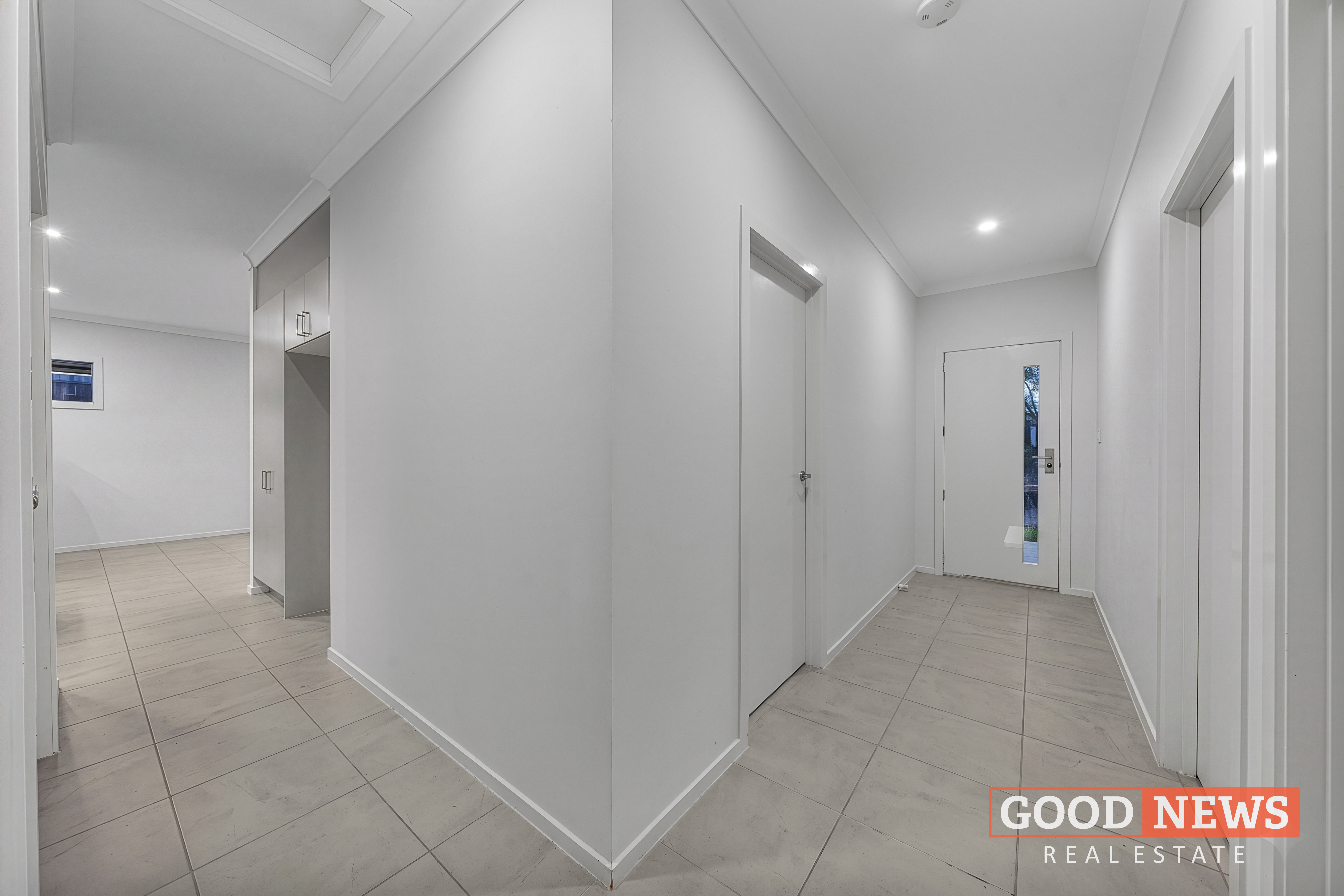 1 13 HAYWOOD GROVE, MELTON WEST VIC 3337 - Image 3