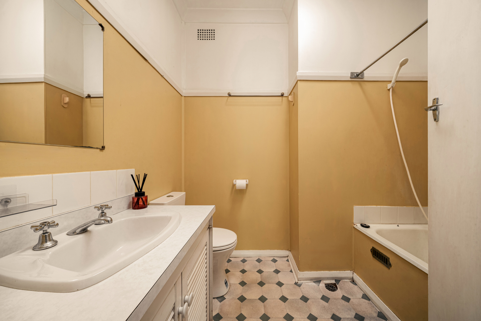 58 BALMORAL ROAD, Leura NSW 2780 - Image 8