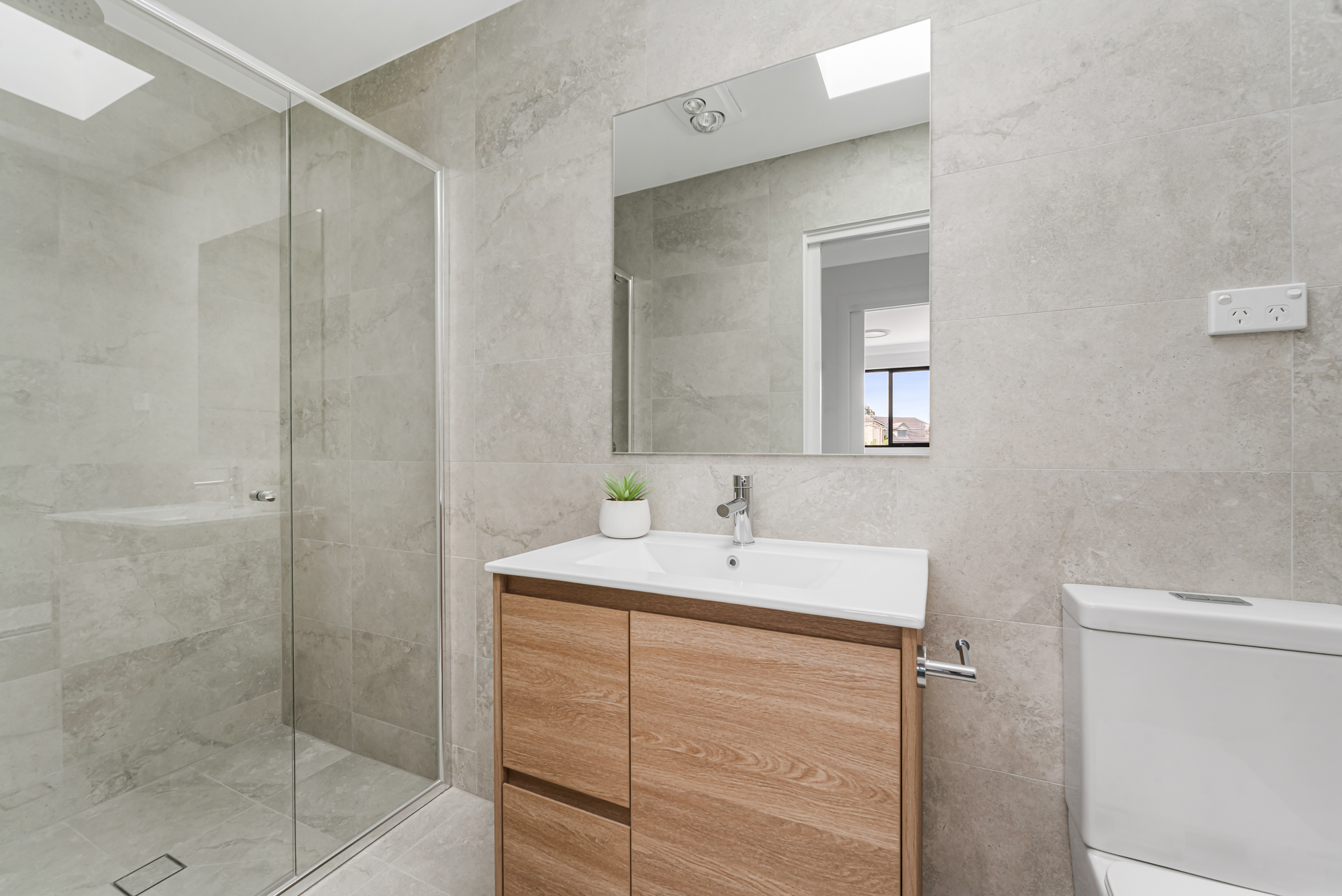 4-bedroom unit at 2/5 Canberra Street, Oxley Park, NSW 2760, Penrith, New South Wales