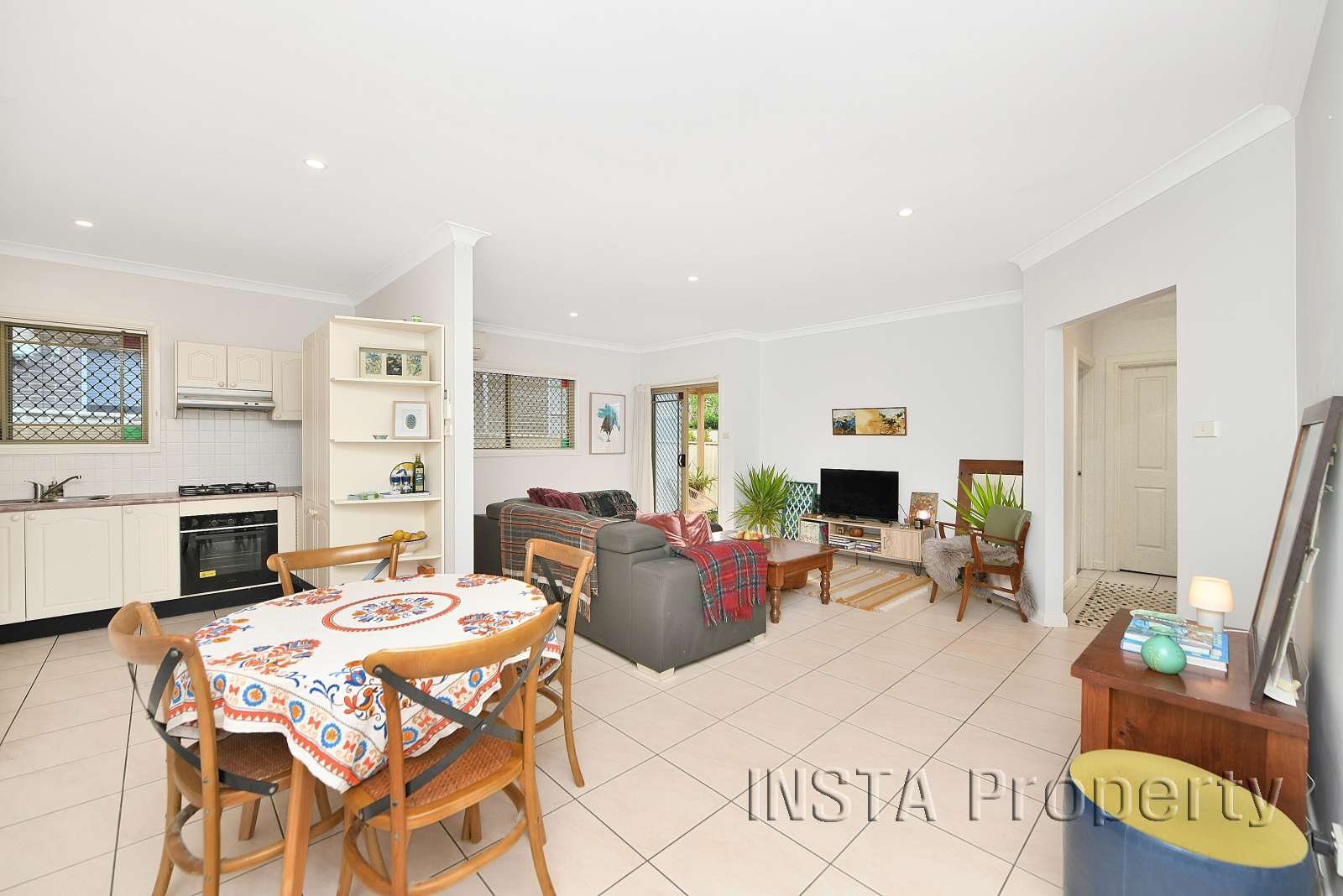 2/31 Simmat Avenue, Condell Park, NSW 2200 - Image 2