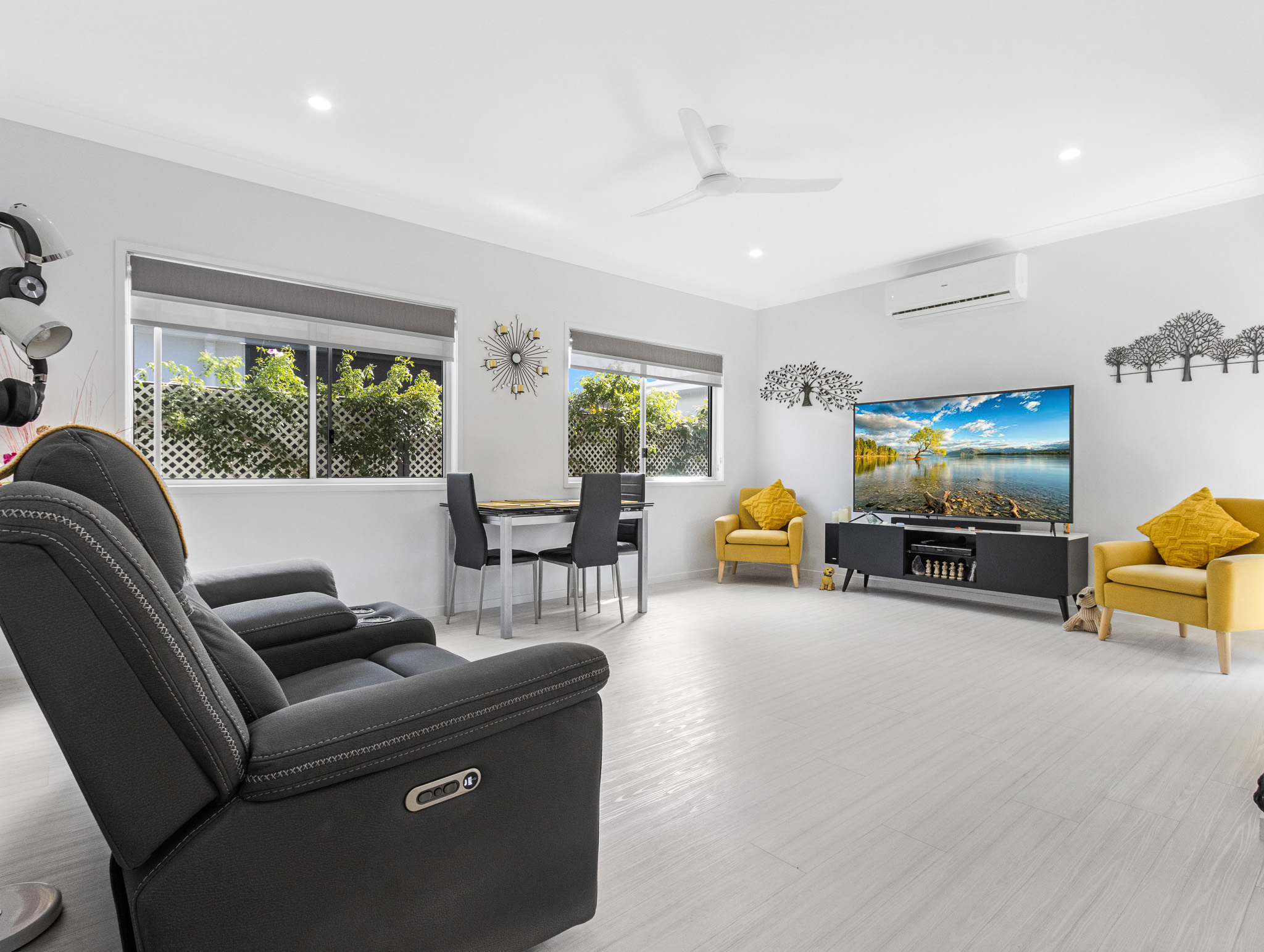 20/835 Boat Harbour Drive, Urangan, Qld, 4655 - Image 2
