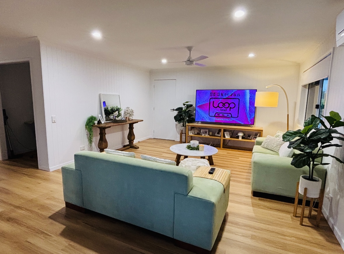 2/2 Macaw Avenue, Miami, QLD 4220 - Image 3