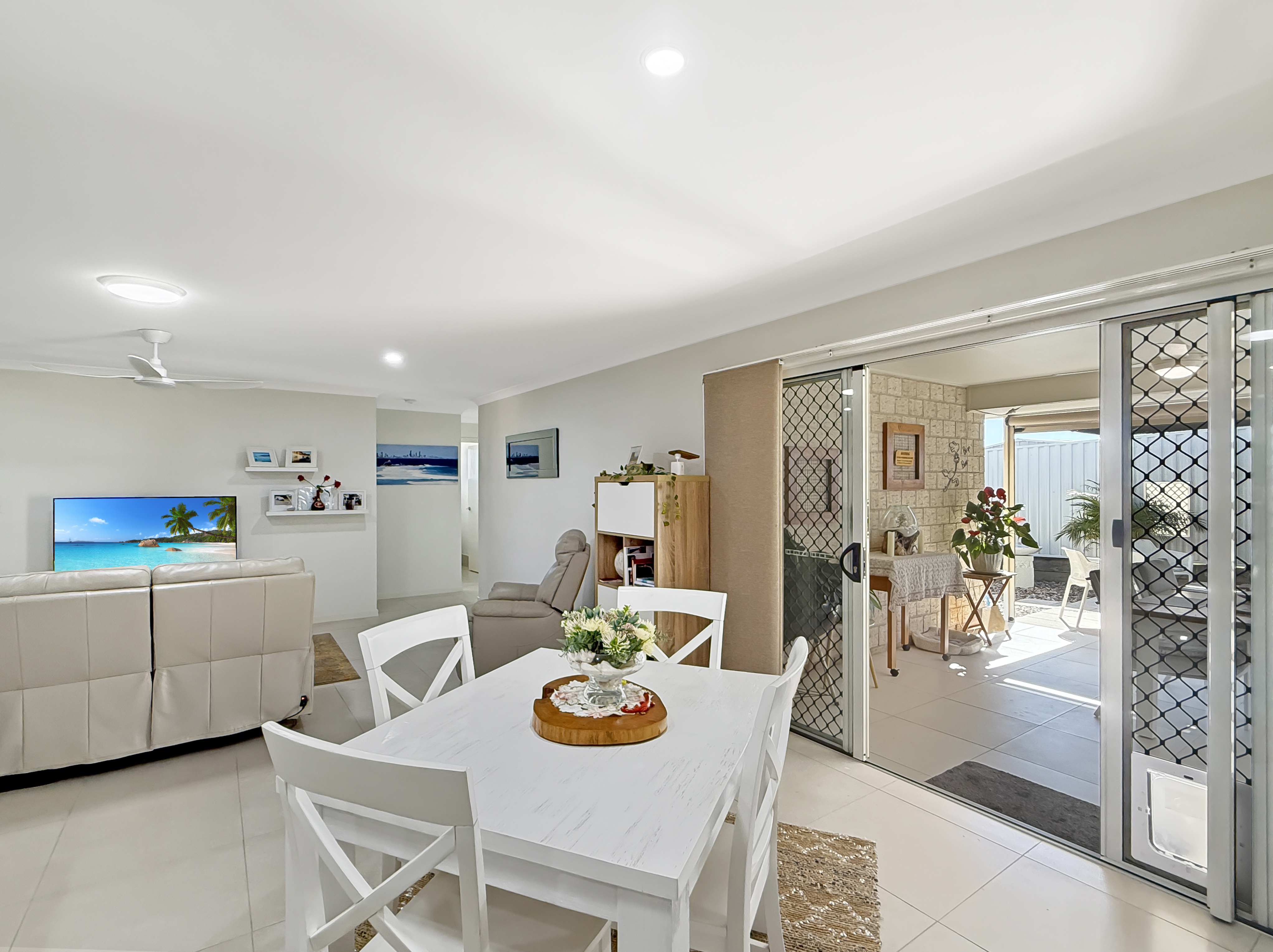 4 Rossington Drive, Urraween QLD 4655 - Image 8
