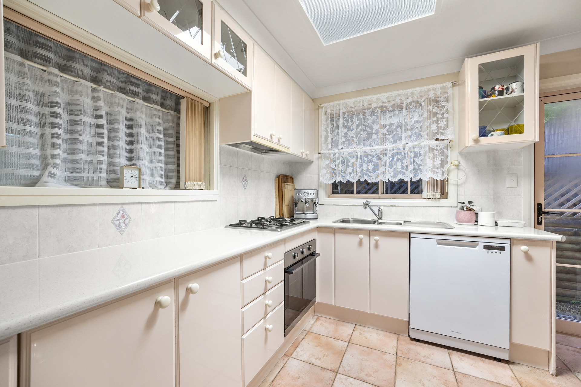 UNIT 3 7 PADDISON AVENUE, Gymea NSW 2227 - Image 3
