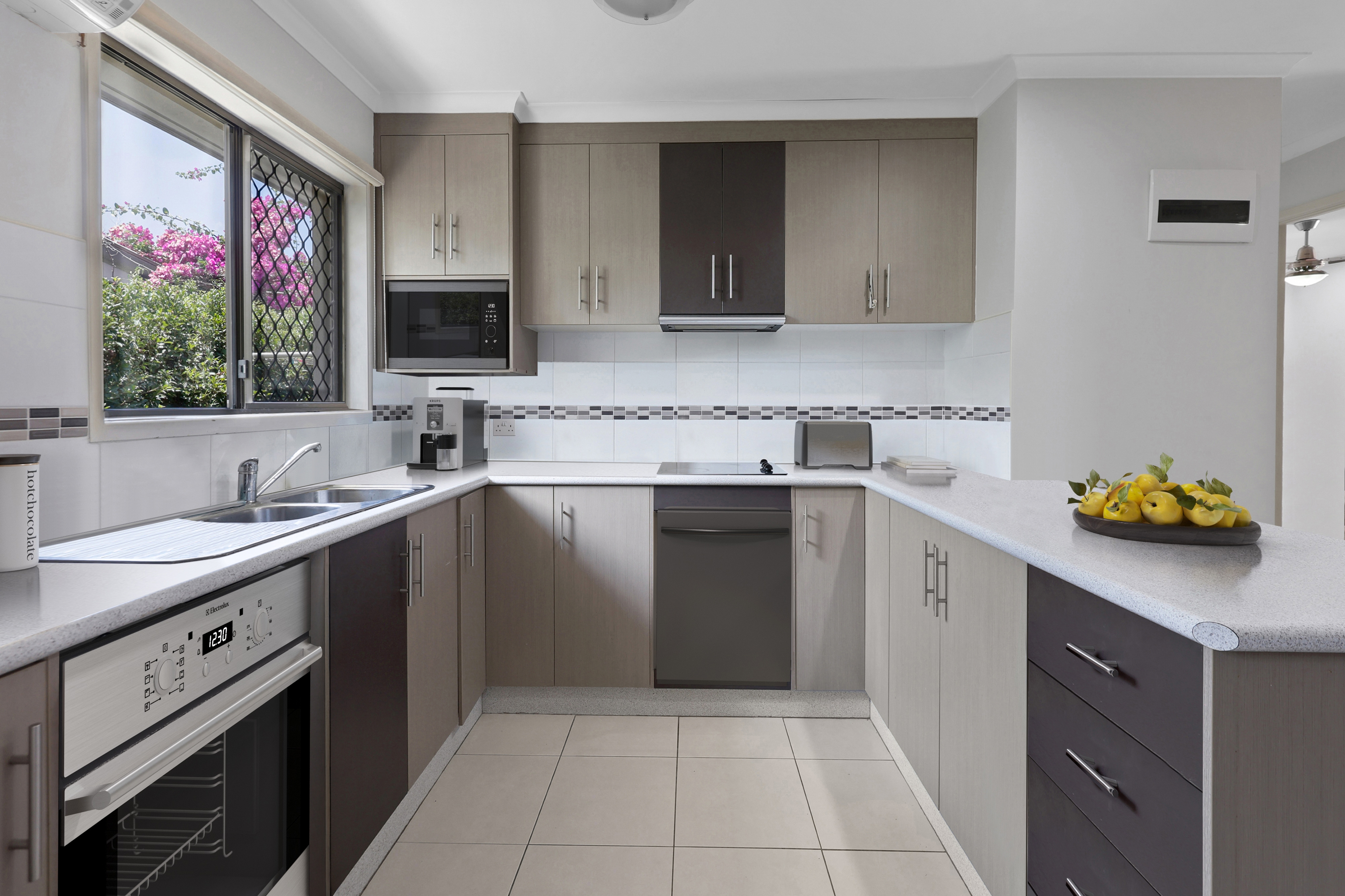 2/1 Symons Street, South Mackay, QLD 4740 - Image 4