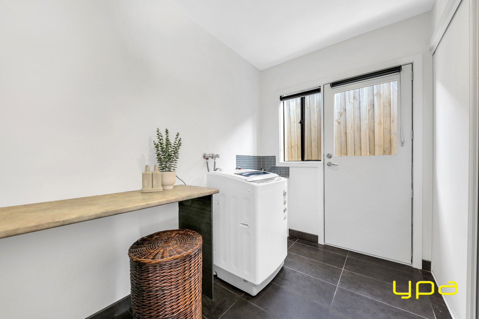 4-bedroom house at 6 Beacon Place, Doreen, VIC 3754, Nillumbik, Victoria