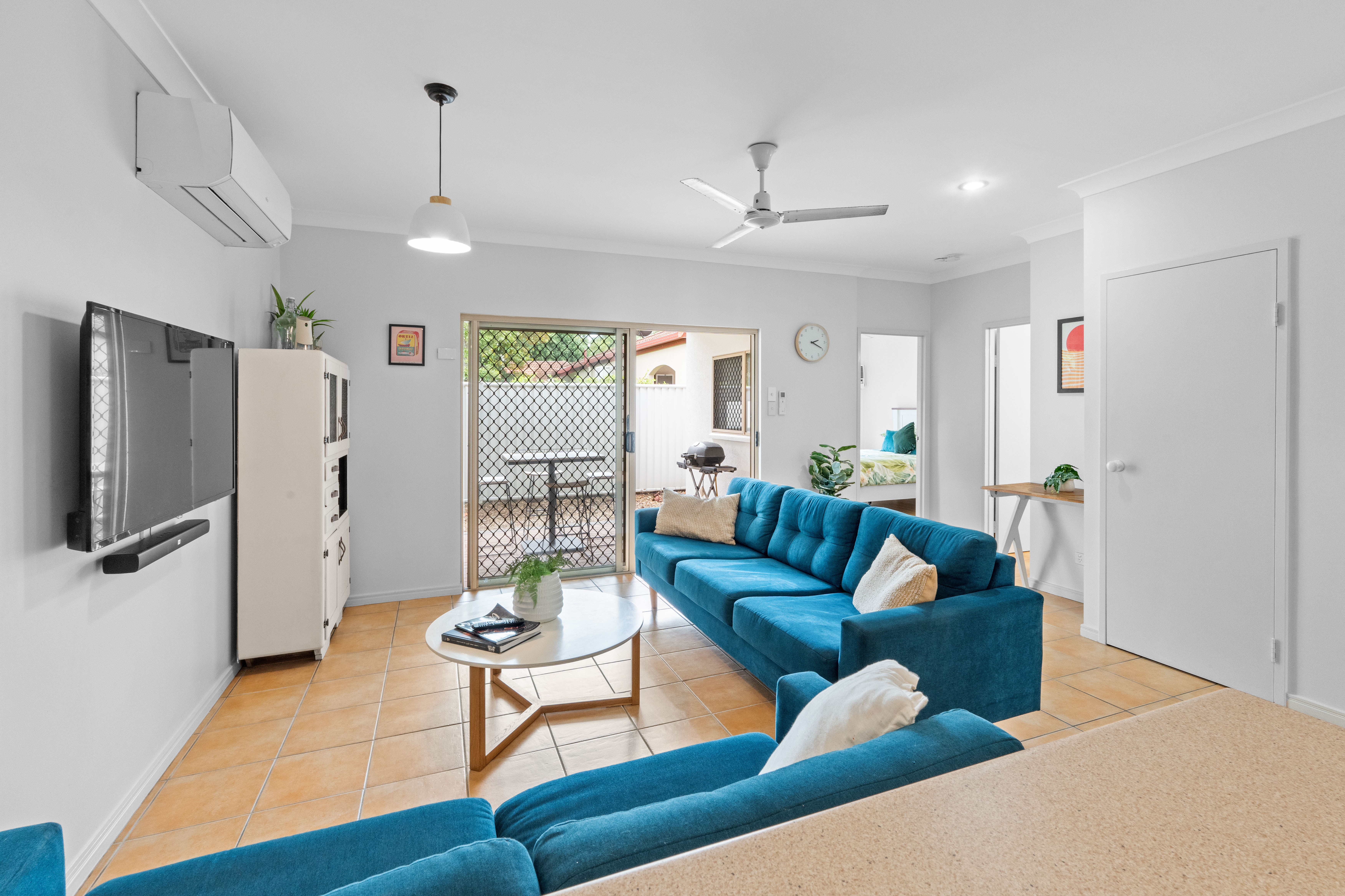 7 5-7 OYSTER COURT, TRINITY BEACH QLD 4879 - Image 2