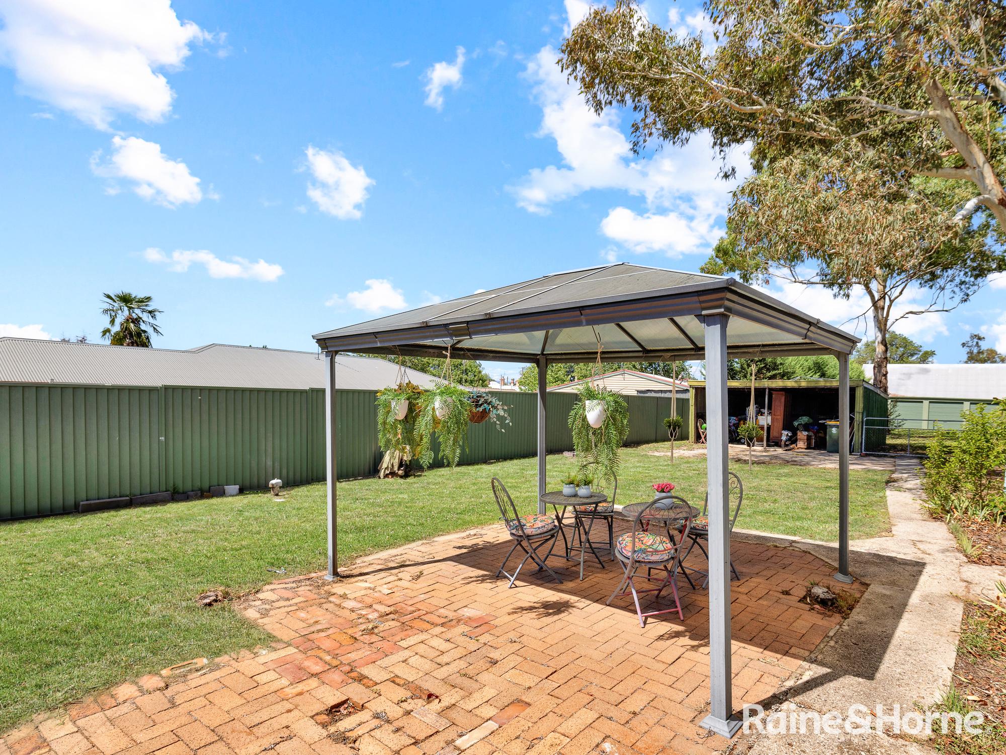 3-bedroom house at 112 Peel Street, Bathurst, NSW 2795, Bathurst, New South Wales