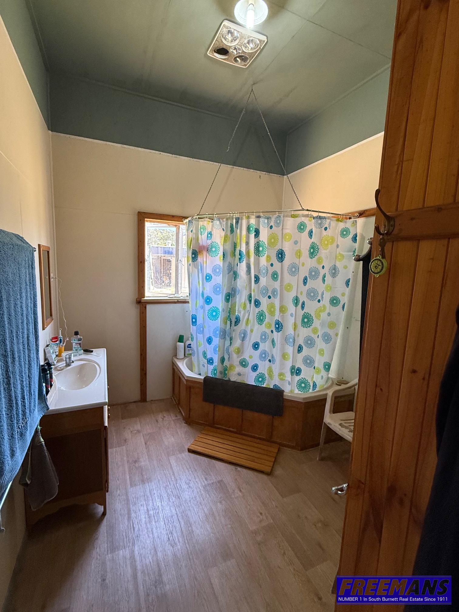 9 Corbett Street, Nanango, QLD 4615 - Image 5