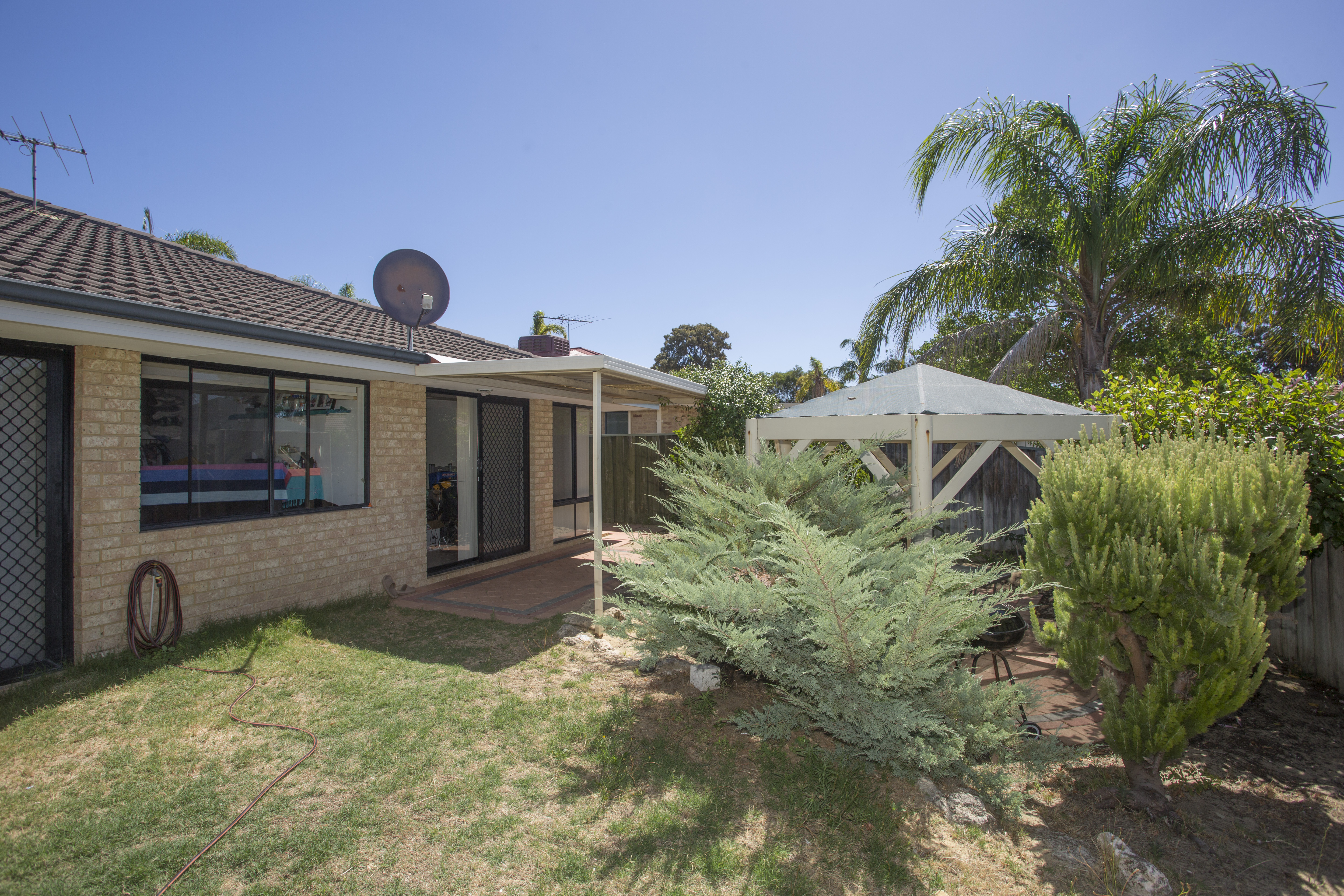 4-bedroom house at 10 Mangrove Circuit, Banksia Grove, WA 6031, Wanneroo, Western Australia
