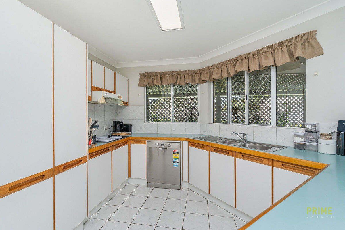 11 Brampton Court, Kawungan, QLD 4655 - Image 8