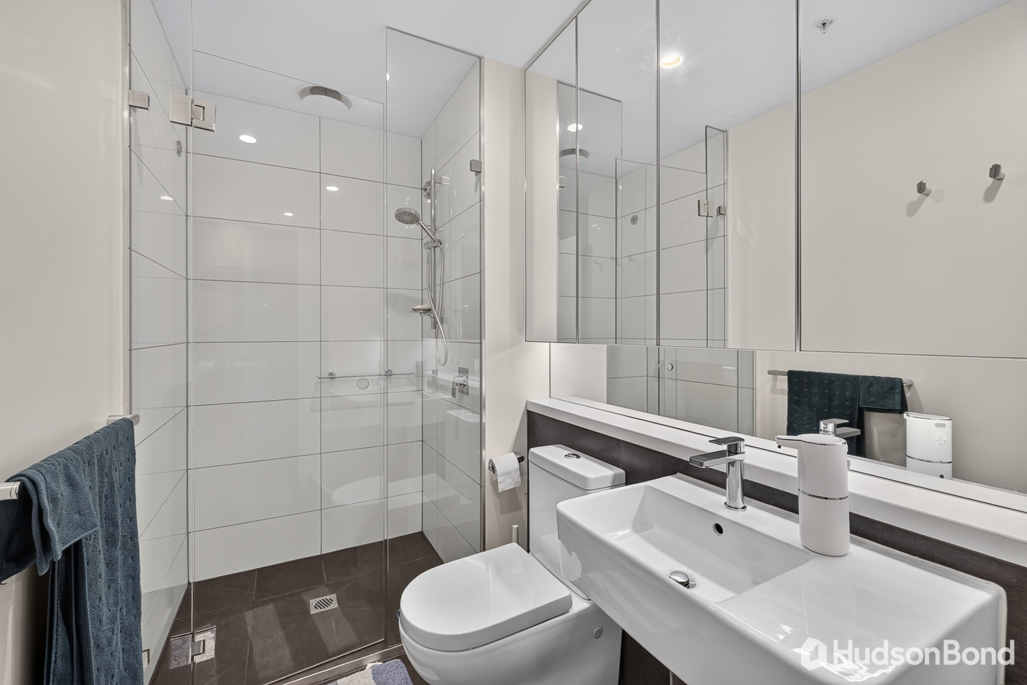 1-bedroom unit at 215/1 Grosvenor Street, Doncaster, VIC 3108, Manningham, Victoria