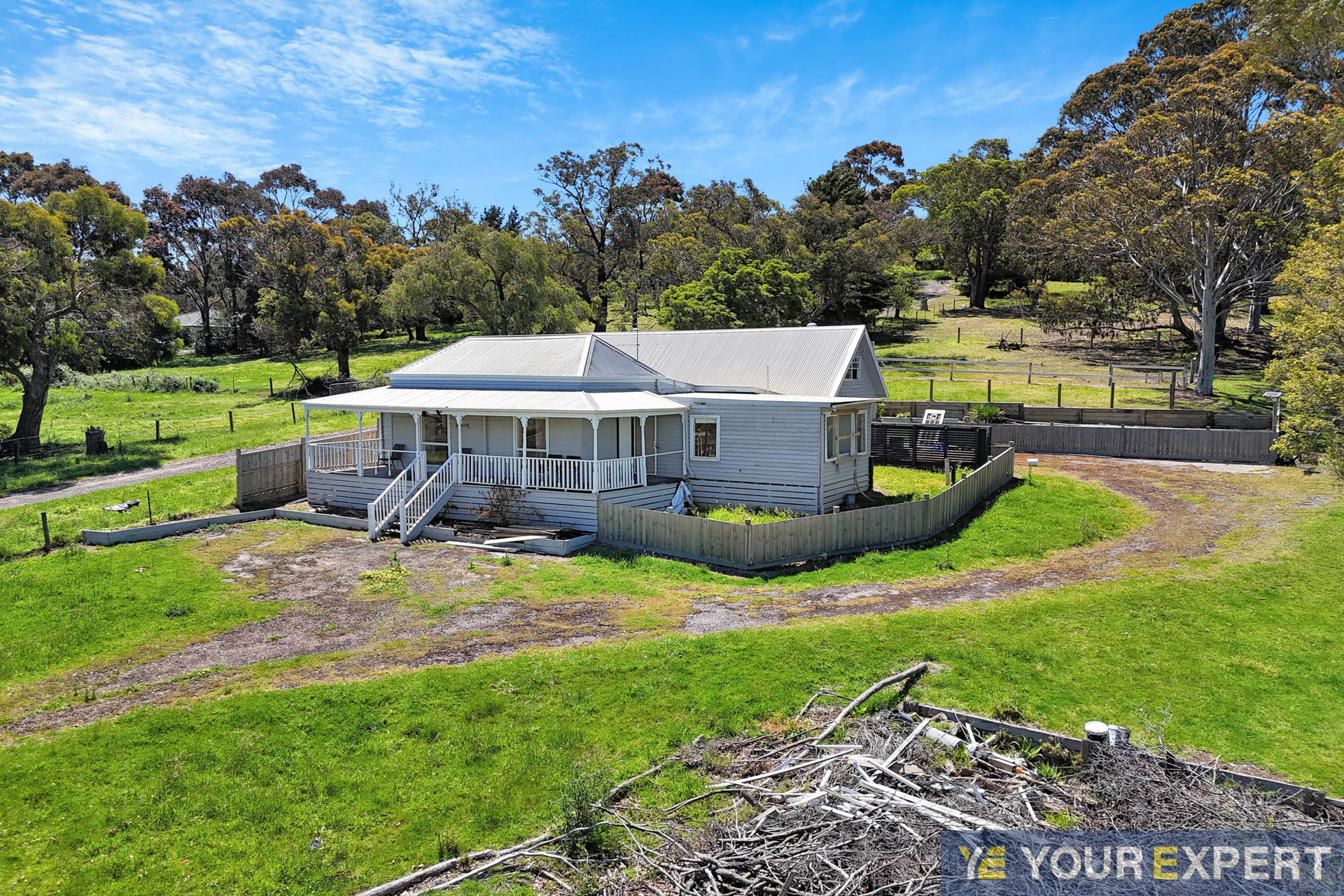 6-bedroom house at 46 May Road, Beaconsfield, VIC 3807, Cardinia, Victoria