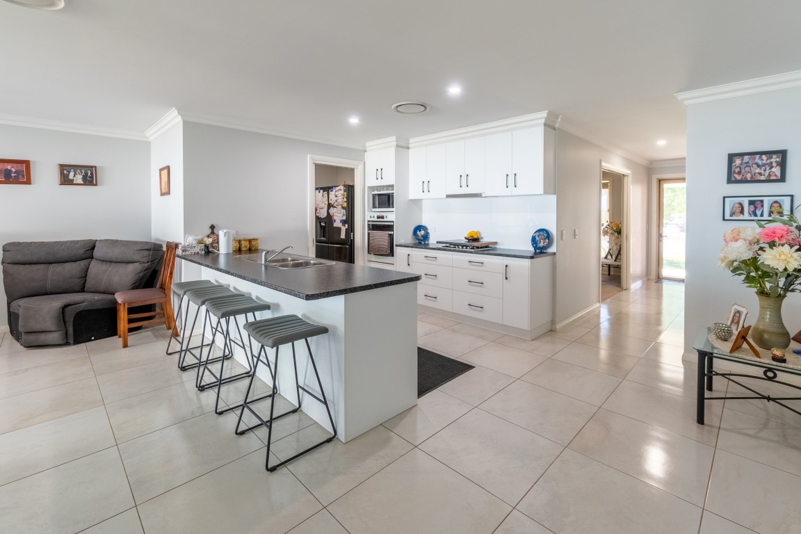 110 Camp Street, Temora, Nsw, 2666 - Image 9