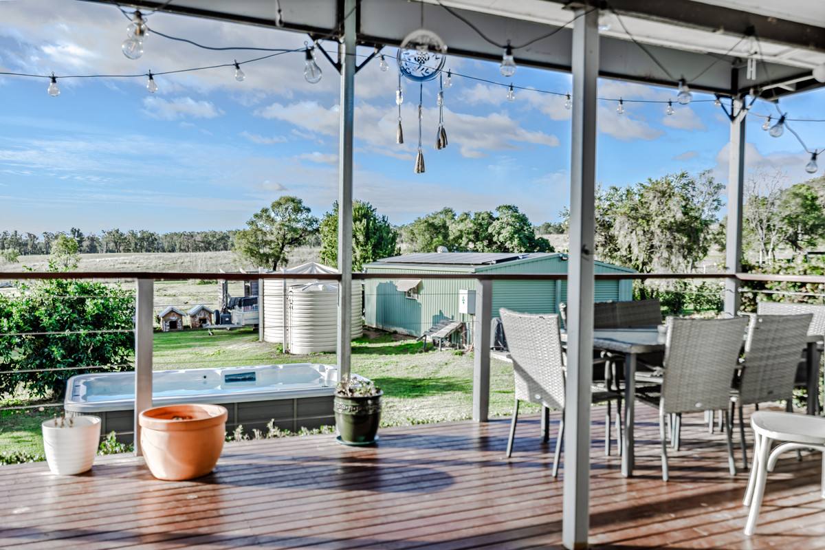 32 PELICAN DRIVE, Laidley Heights QLD 4341 - Image 9