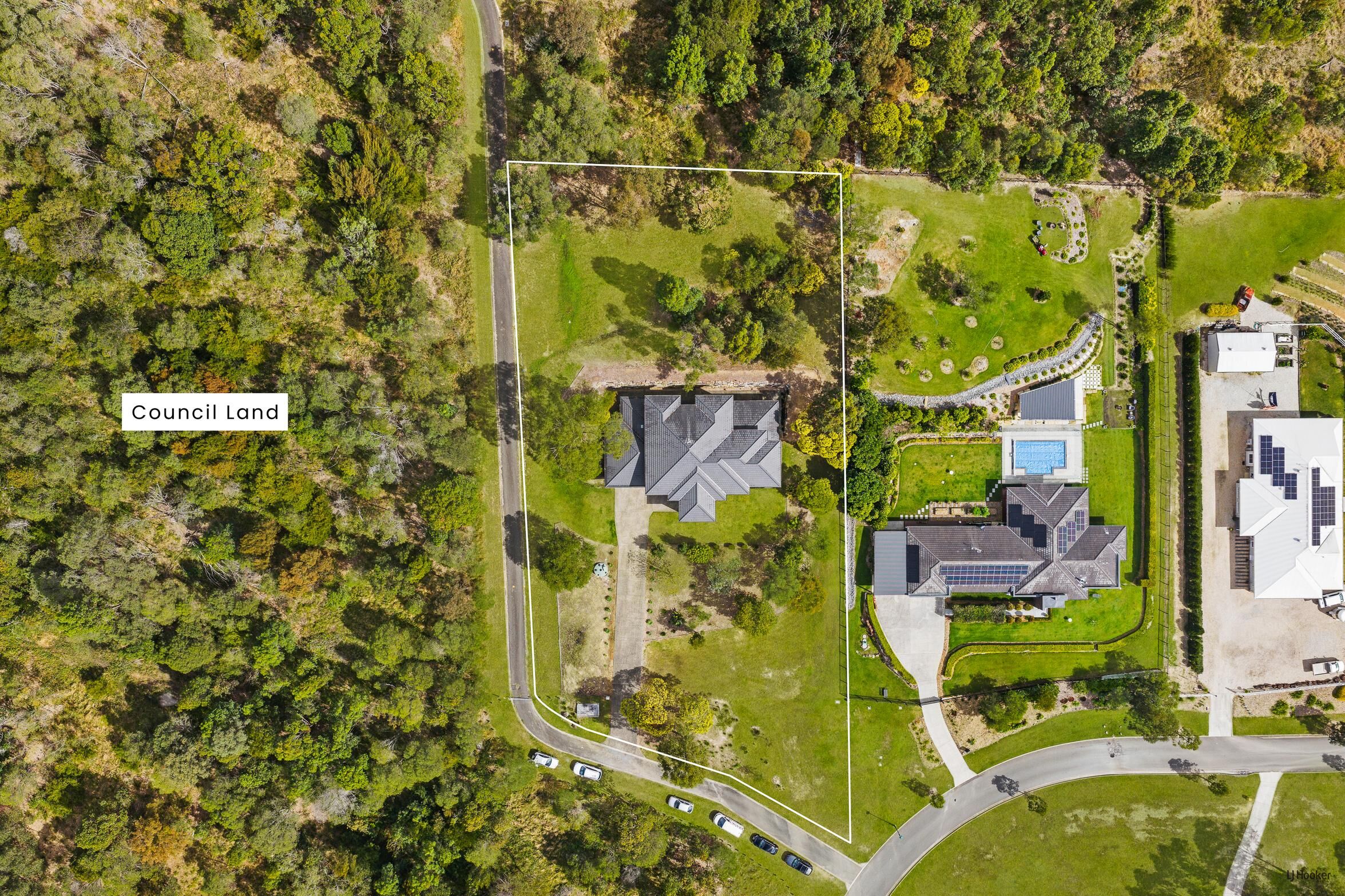 4-bedroom house at 77 Whiptail Place, Advancetown, QLD 4211, , Queensland