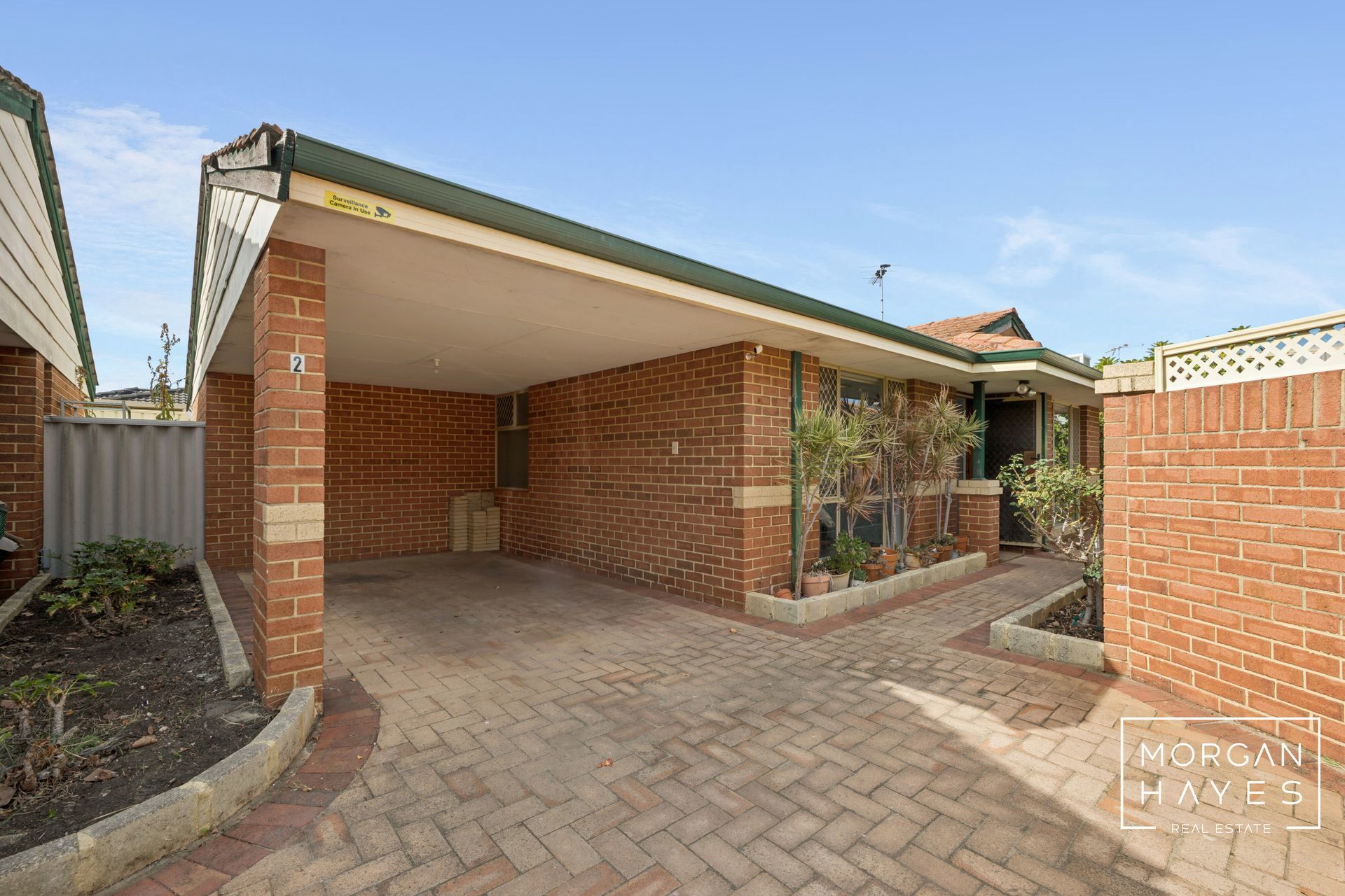 2/14 Skytown Place, Queens Park, WA 6107 - Image 1