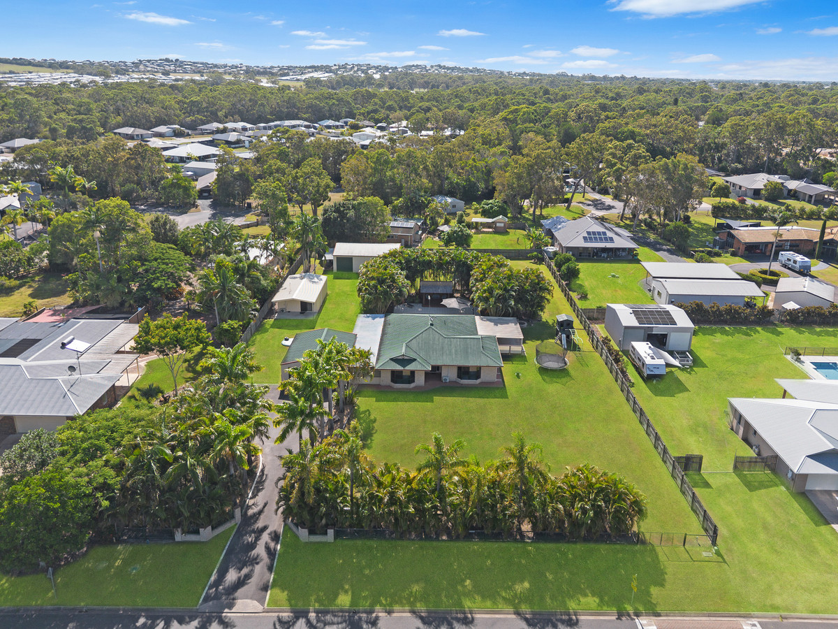 77-79 CARRICK WAY, Wondunna QLD 4655 - Image 1