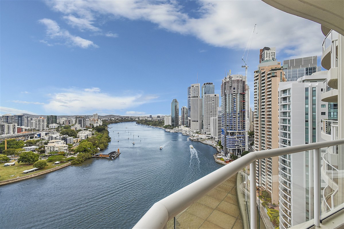 32 MACROSSAN STREET, Brisbane City QLD 4000 - Image 6