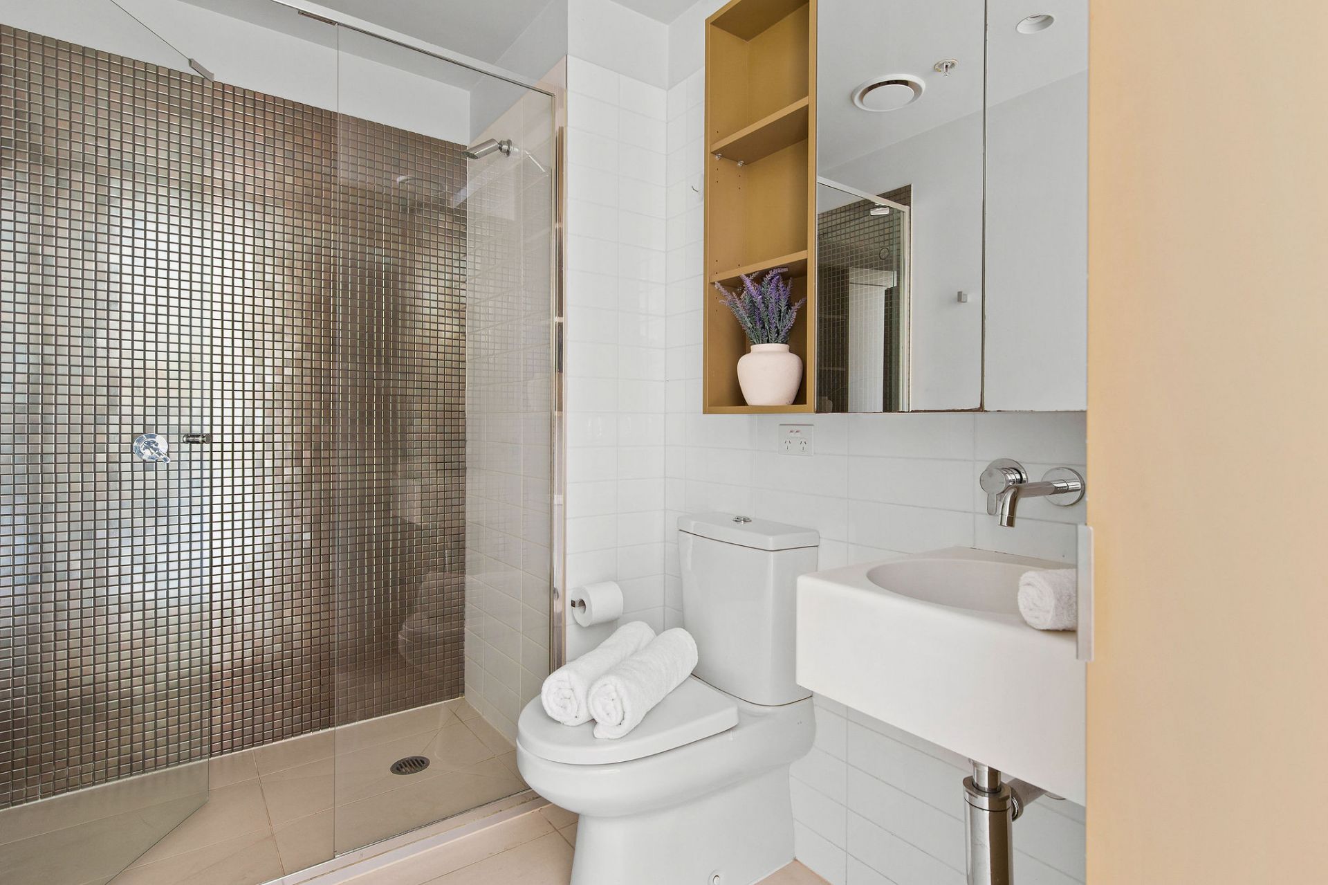 2-bedroom unit at 2610/33 Mackenzie Street, Melbourne, VIC 3000, Melbourne, Victoria