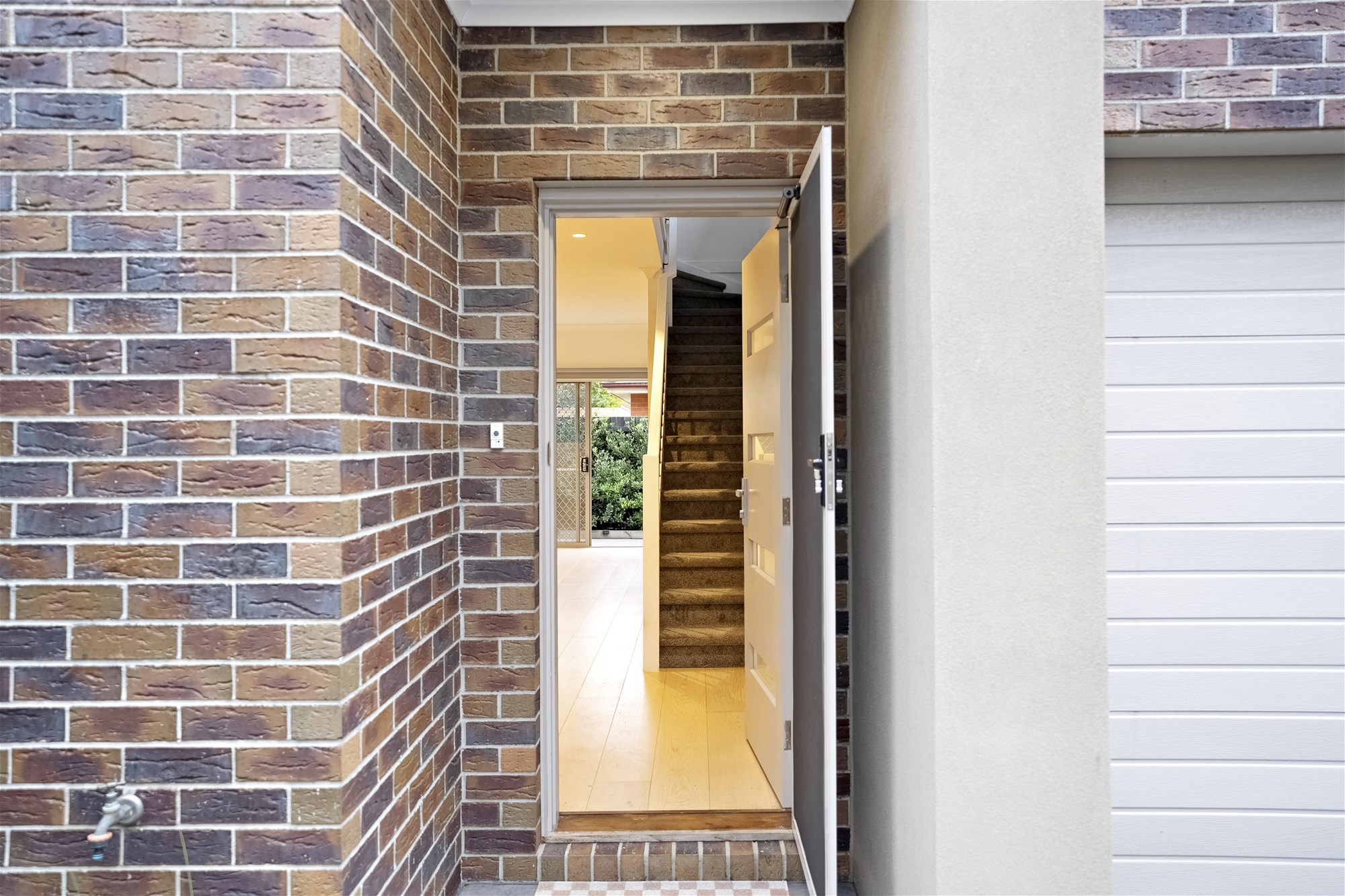 2 14 PLEASANT ROAD, THOMASTOWN VIC 3074 - Image 2