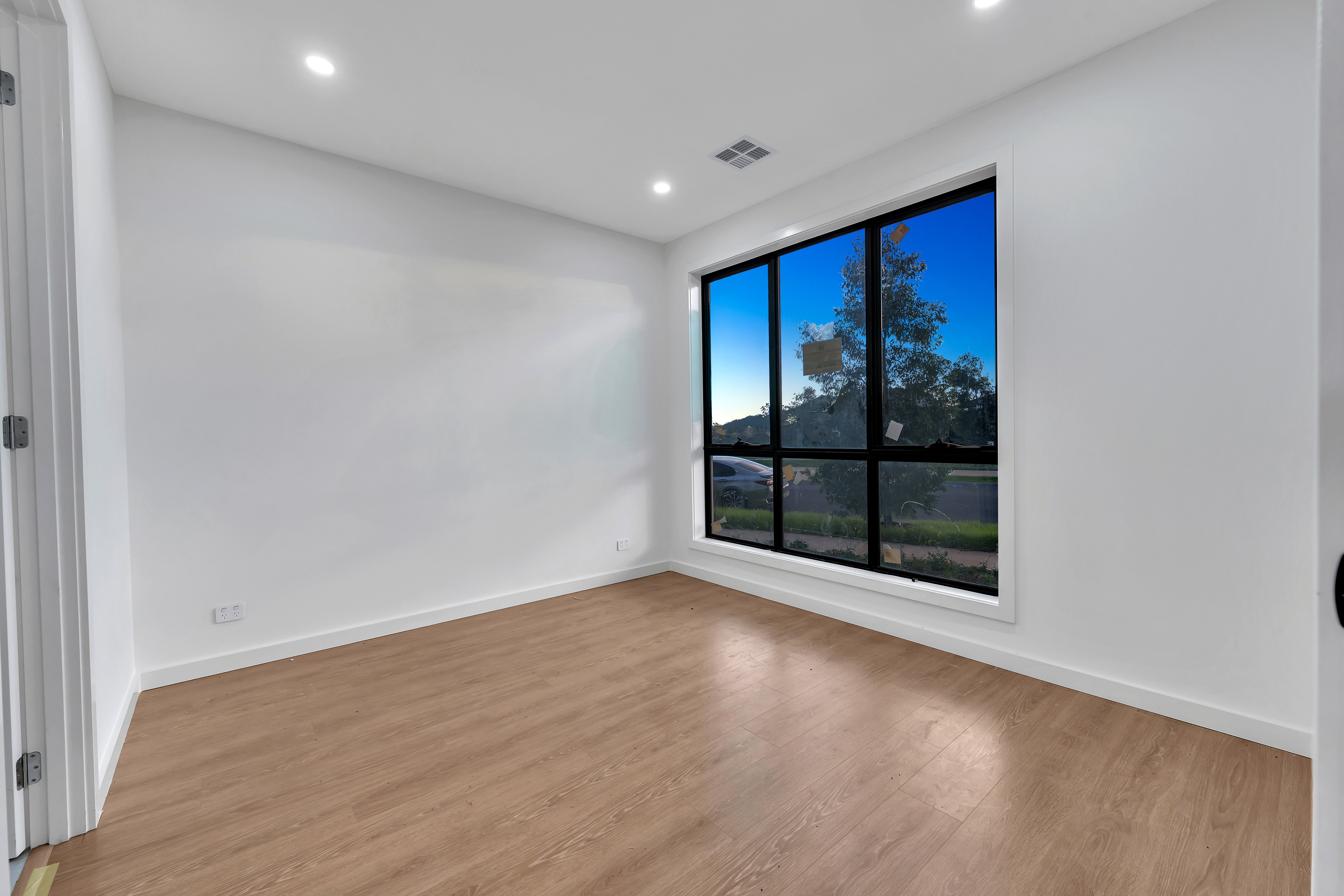 6 EPPING DRIVE, Wyndham Vale VIC 3024 - Image 4