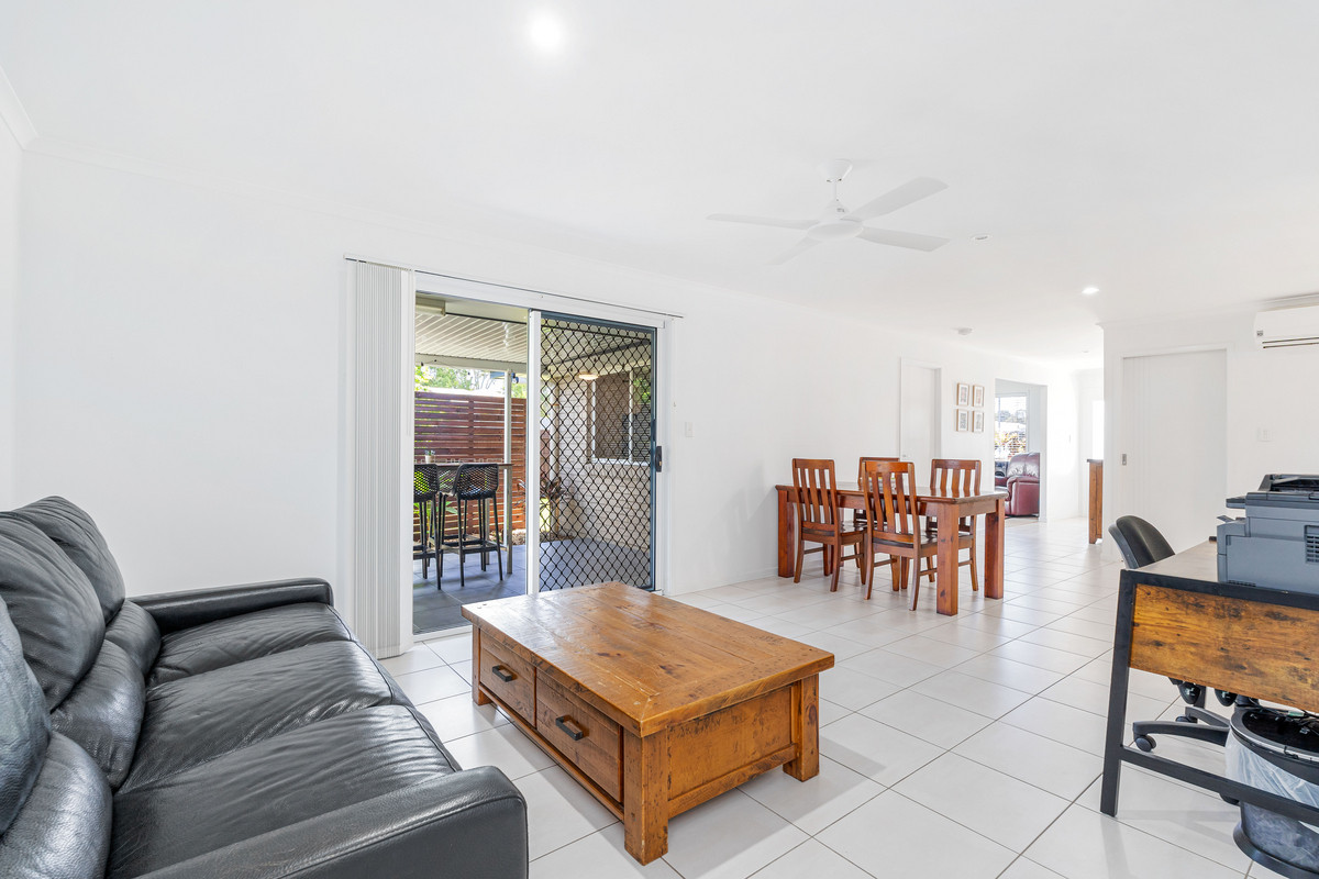 8 CASSOWARY STREET, Kawungan QLD 4655 - Image 6